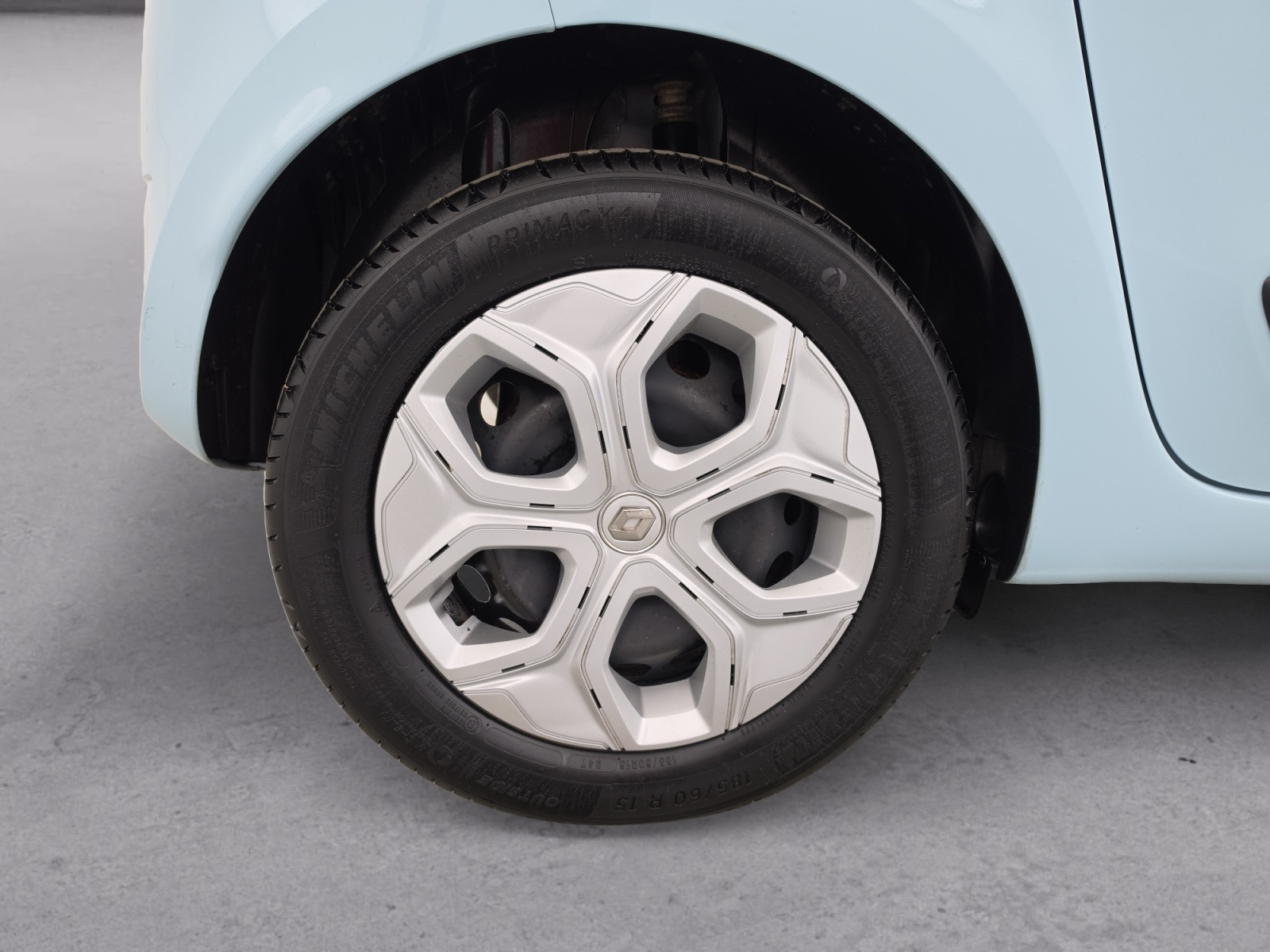 Vente en ligne Renault Twingo Electrique Twingo III E-Tech au prix de 12 990 €