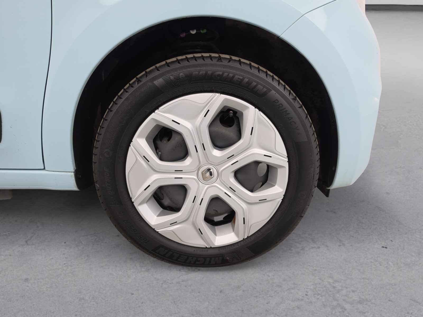 Vente en ligne Renault Twingo Electrique Twingo III E-Tech au prix de 12 990 €