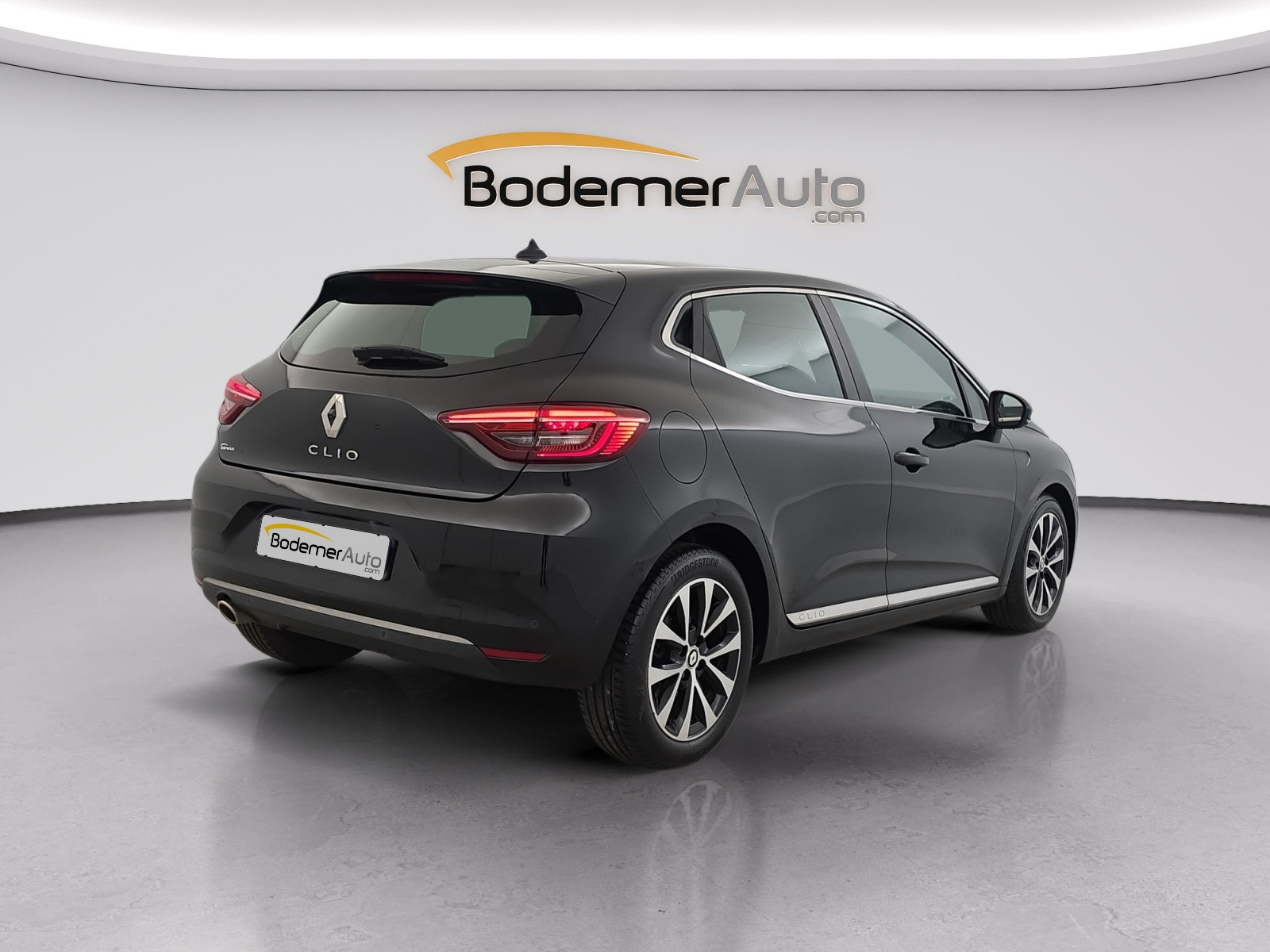 Vente en ligne Renault Clio 5 Clio TCe 100 GPL - 21N au prix de 14 990 €