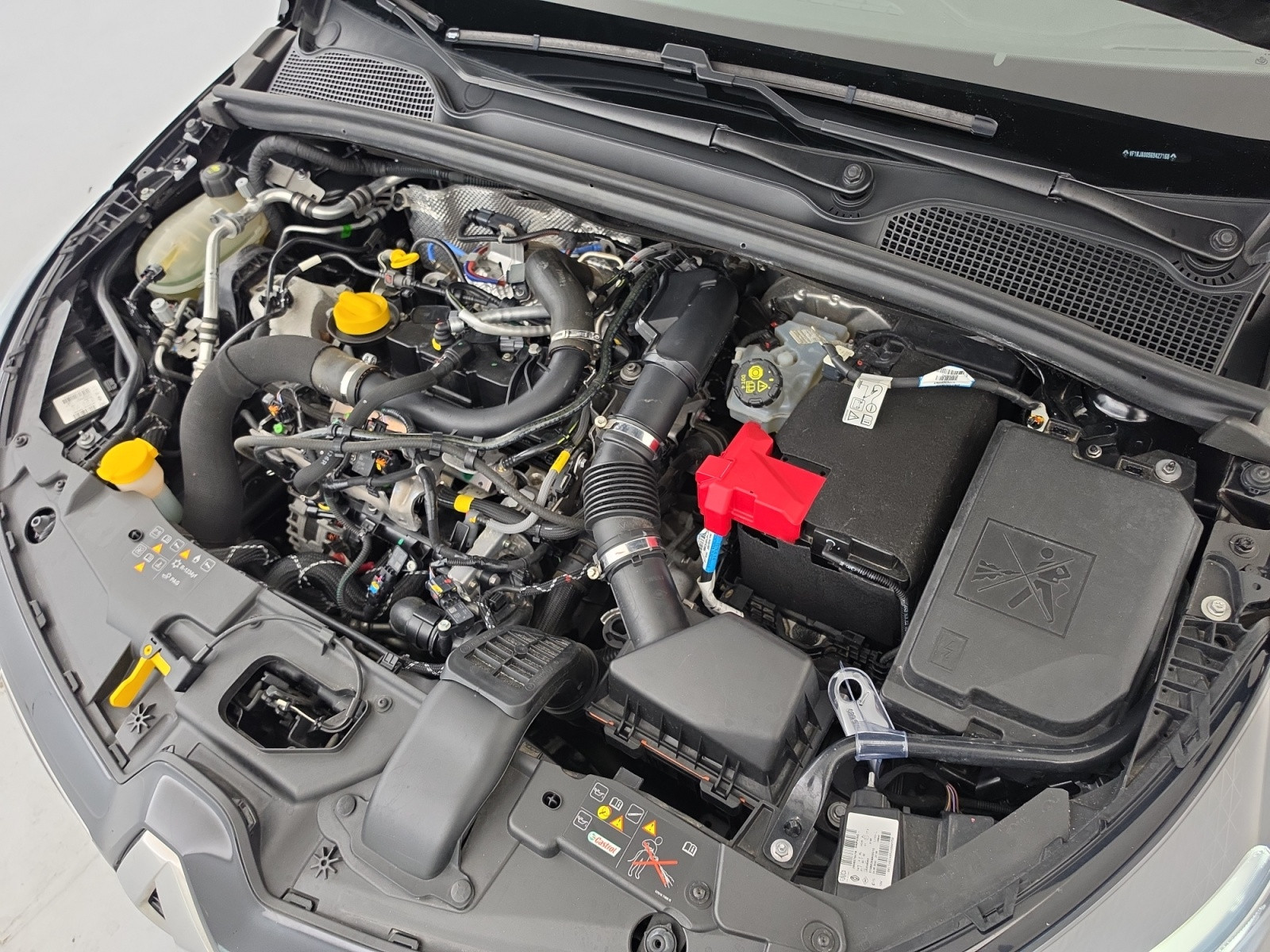 Vente en ligne Renault Clio 5 Clio TCe 100 GPL - 21N au prix de 14 990 €