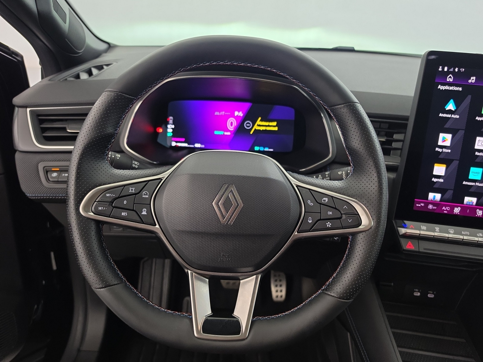 Vente en ligne Renault Symbioz  E-Tech full hybrid 145 au prix de 27 990 €