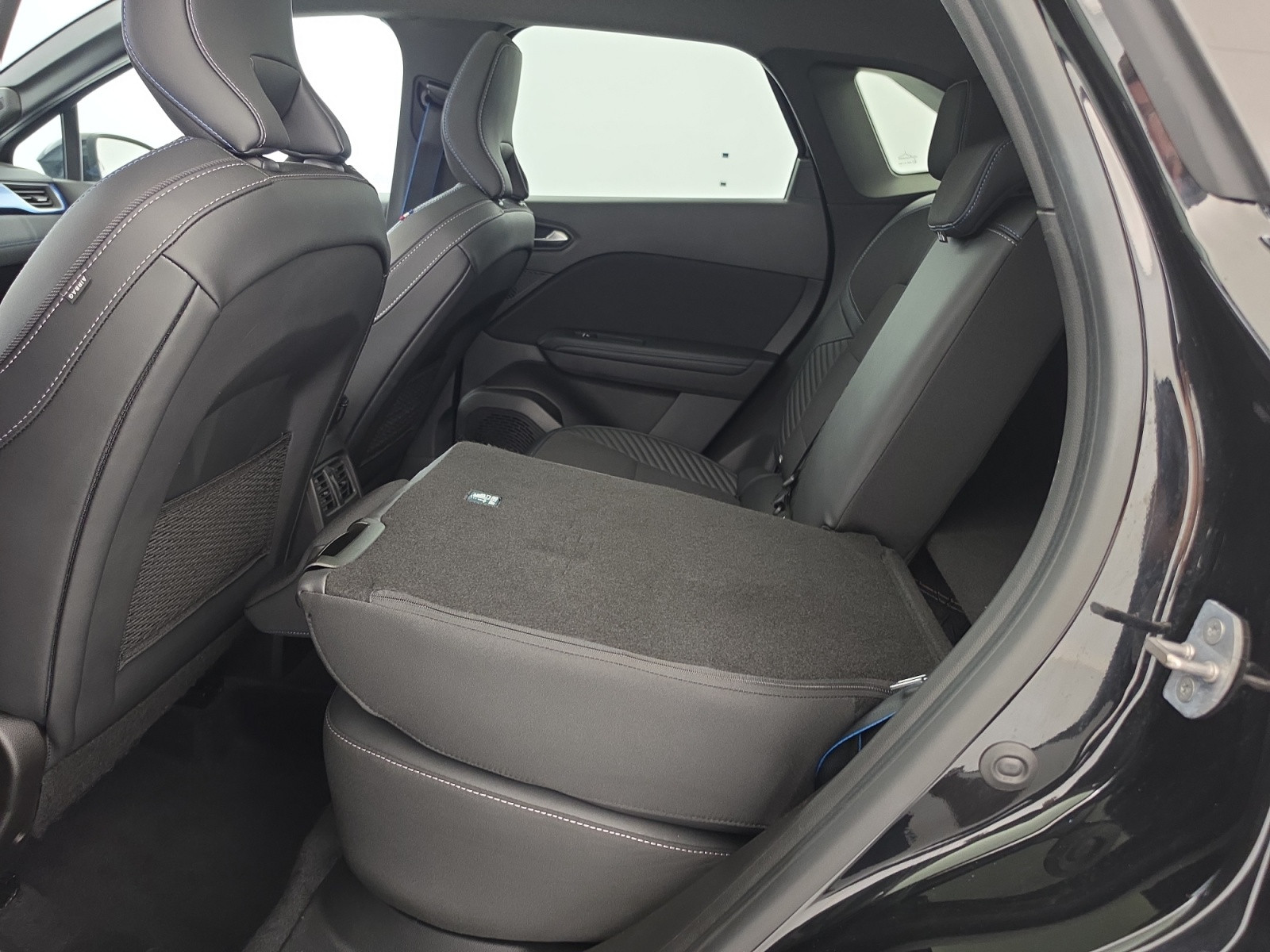 Vente en ligne Renault Symbioz  E-Tech full hybrid 145 au prix de 27 990 €