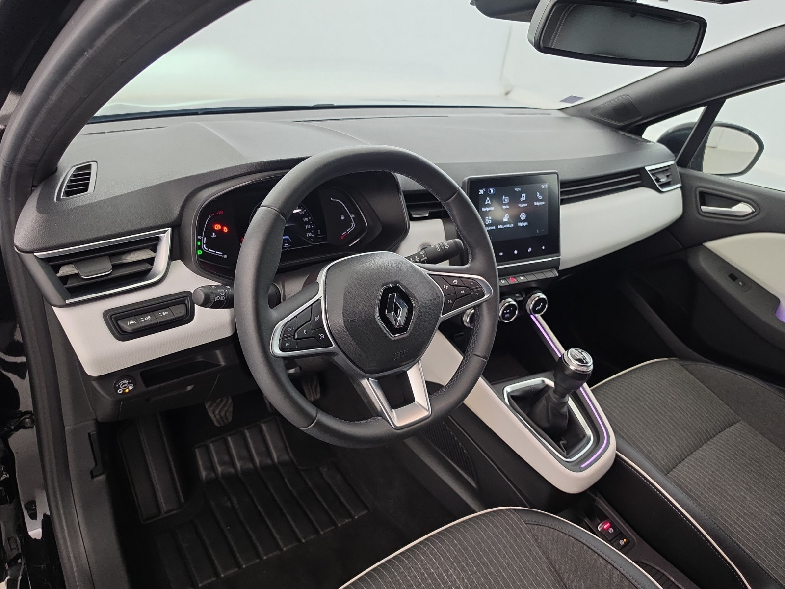 Vente en ligne Renault Clio 5 Clio TCe 100 GPL - 21N au prix de 14 990 €
