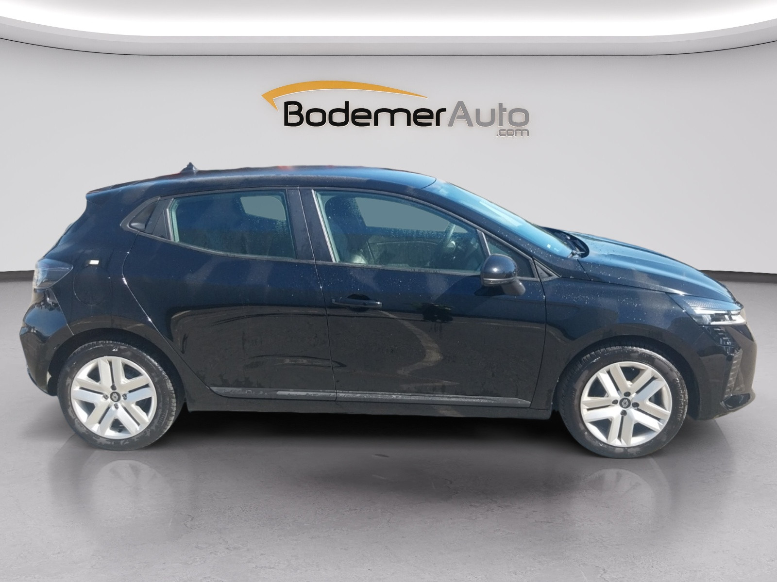 Vente en ligne Renault Clio 5 Clio Blue dCi 100 ch GSR2 au prix de 15 990 €