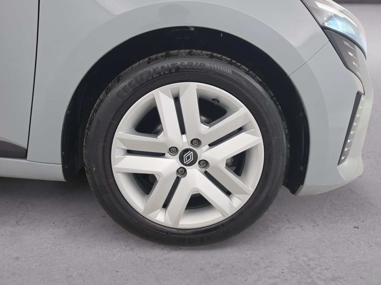 Vente en ligne Renault Clio 5 Clio TCe 90 ch GSR2 au prix de 14 990 €