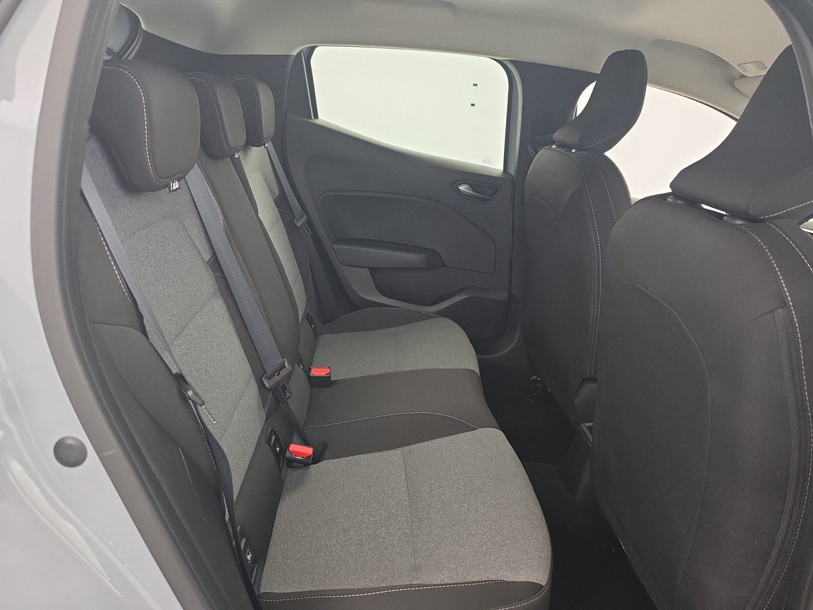 Vente en ligne Renault Clio 5 Clio TCe 90 ch GSR2 au prix de 14 990 €