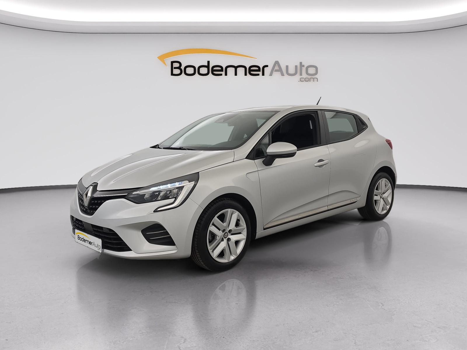 Renault Clio 5 Clio TCe 90 - 21N occasion de 2022 en vente à Quimper