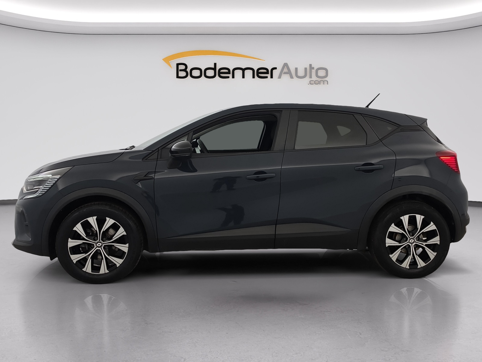 Renault Captur  E-Tech full hybrid 145 occasion de 2023 en vente à Quimper