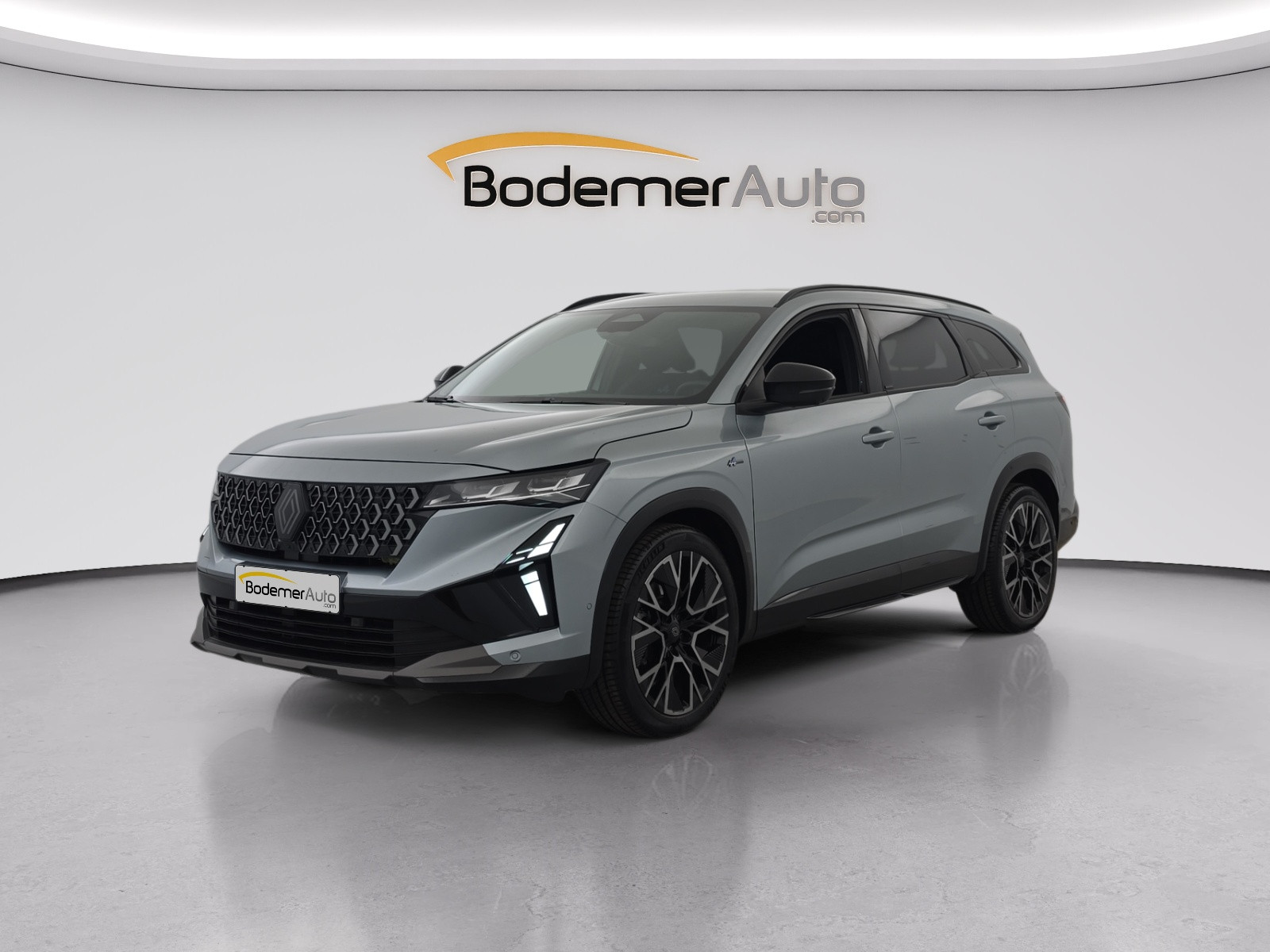 Renault Espace Espace full hybrid E-Tech 200 ch 7pl occasion de 2026 en vente à Quimper