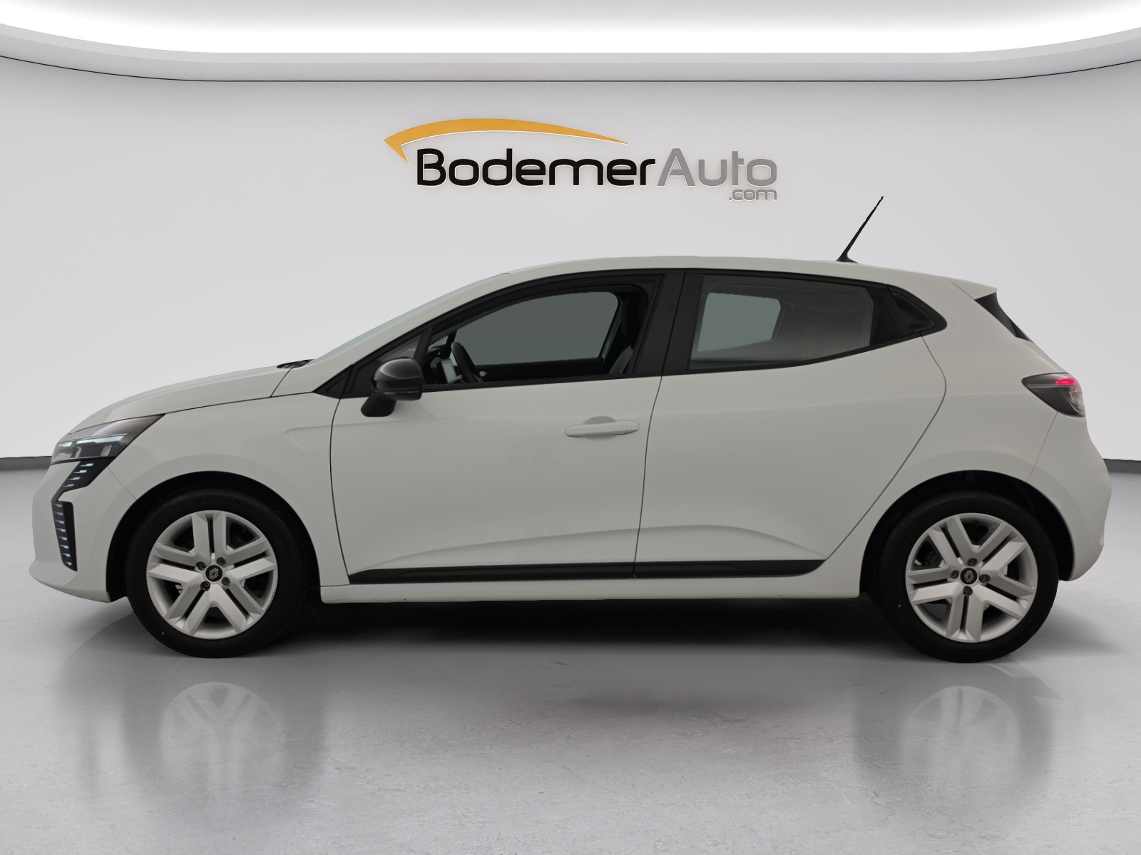 Vente en ligne Renault Clio 5 Clio Eco-G 100 ch GSR2 au prix de 16 490 €