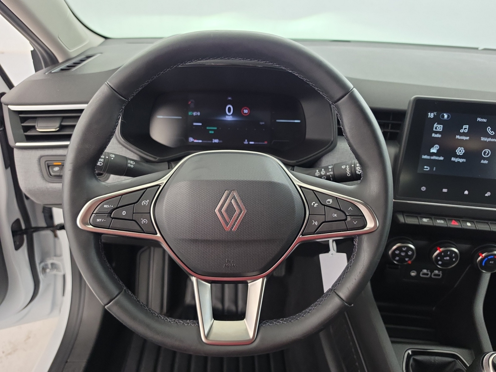Vente en ligne Renault Clio 5 Clio Eco-G 100 ch GSR2 au prix de 16 490 €