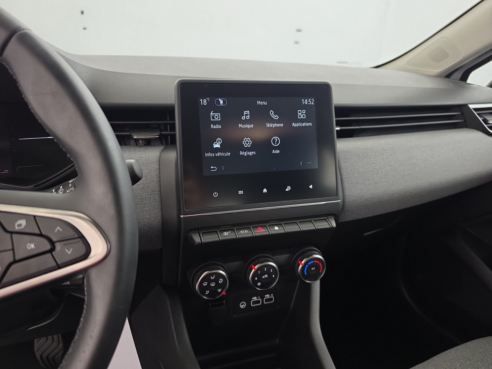 Vente en ligne Renault Clio 5 Clio Eco-G 100 ch GSR2 au prix de 16 490 €