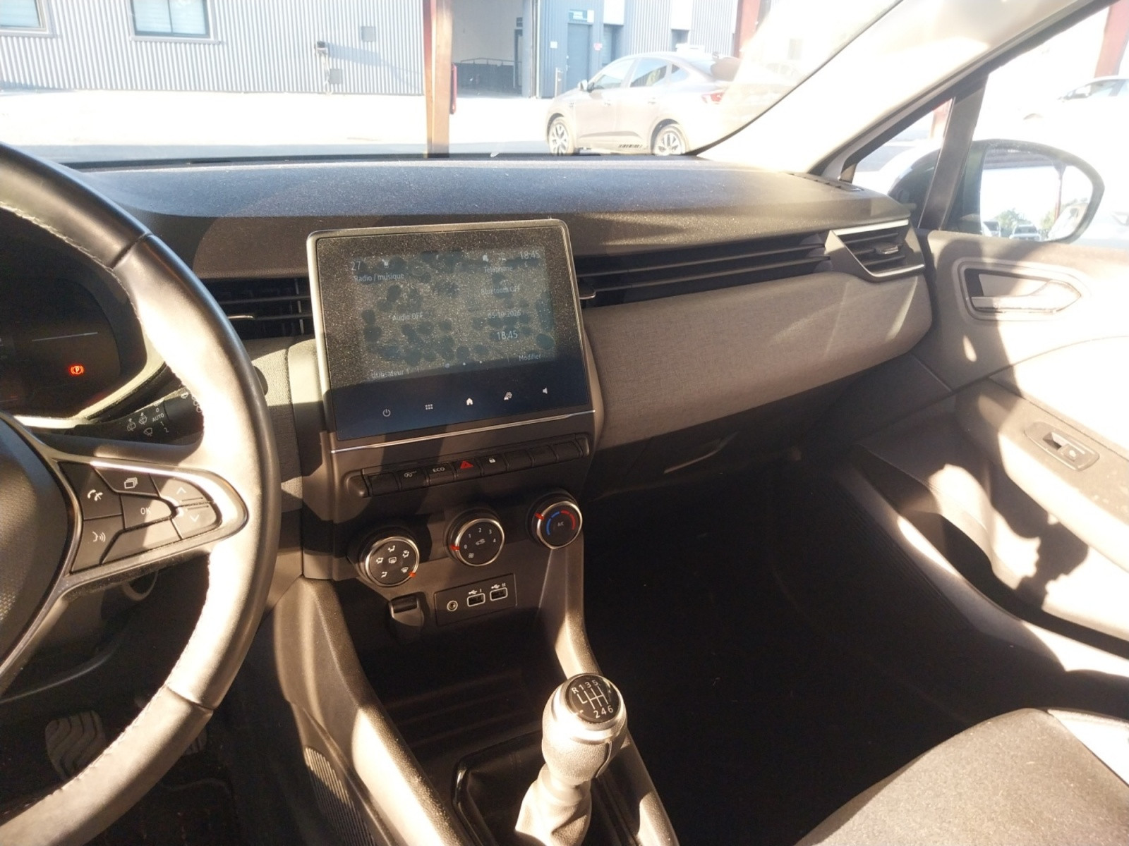 Vente en ligne Renault Clio 5 Clio Eco-G 100 ch GSR2 au prix de 16 490 €