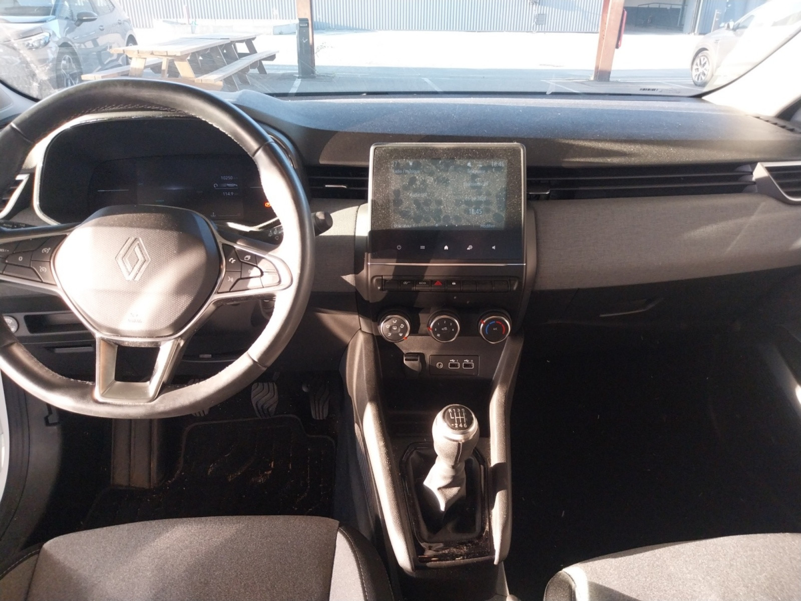 Vente en ligne Renault Clio 5 Clio Eco-G 100 ch GSR2 au prix de 16 490 €