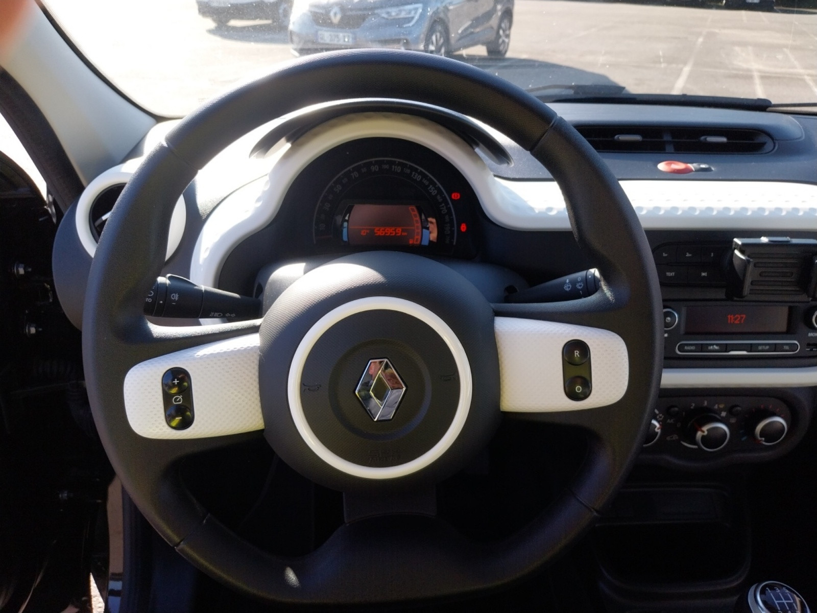 Vente en ligne Renault Twingo 3  SCe 65 - 21 au prix de 11 290 €