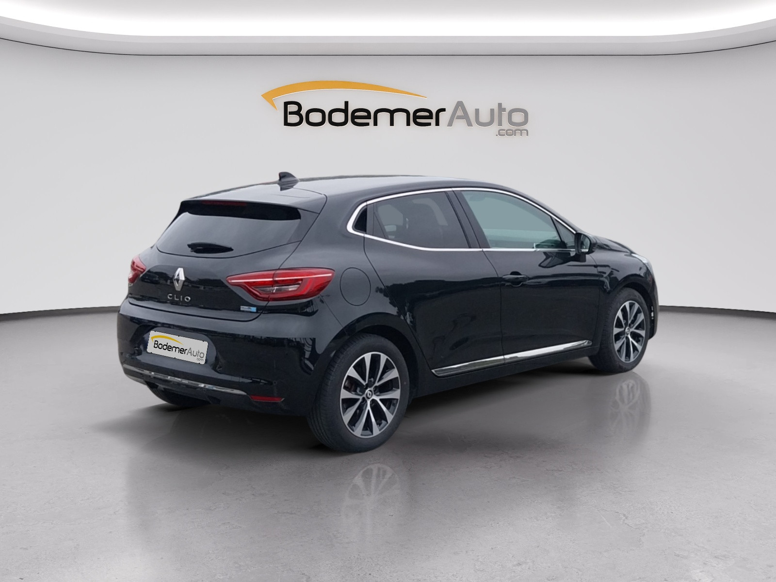 Vente en ligne Renault Clio 5 Clio E-Tech full hybrid 145 au prix de 18 490 €
