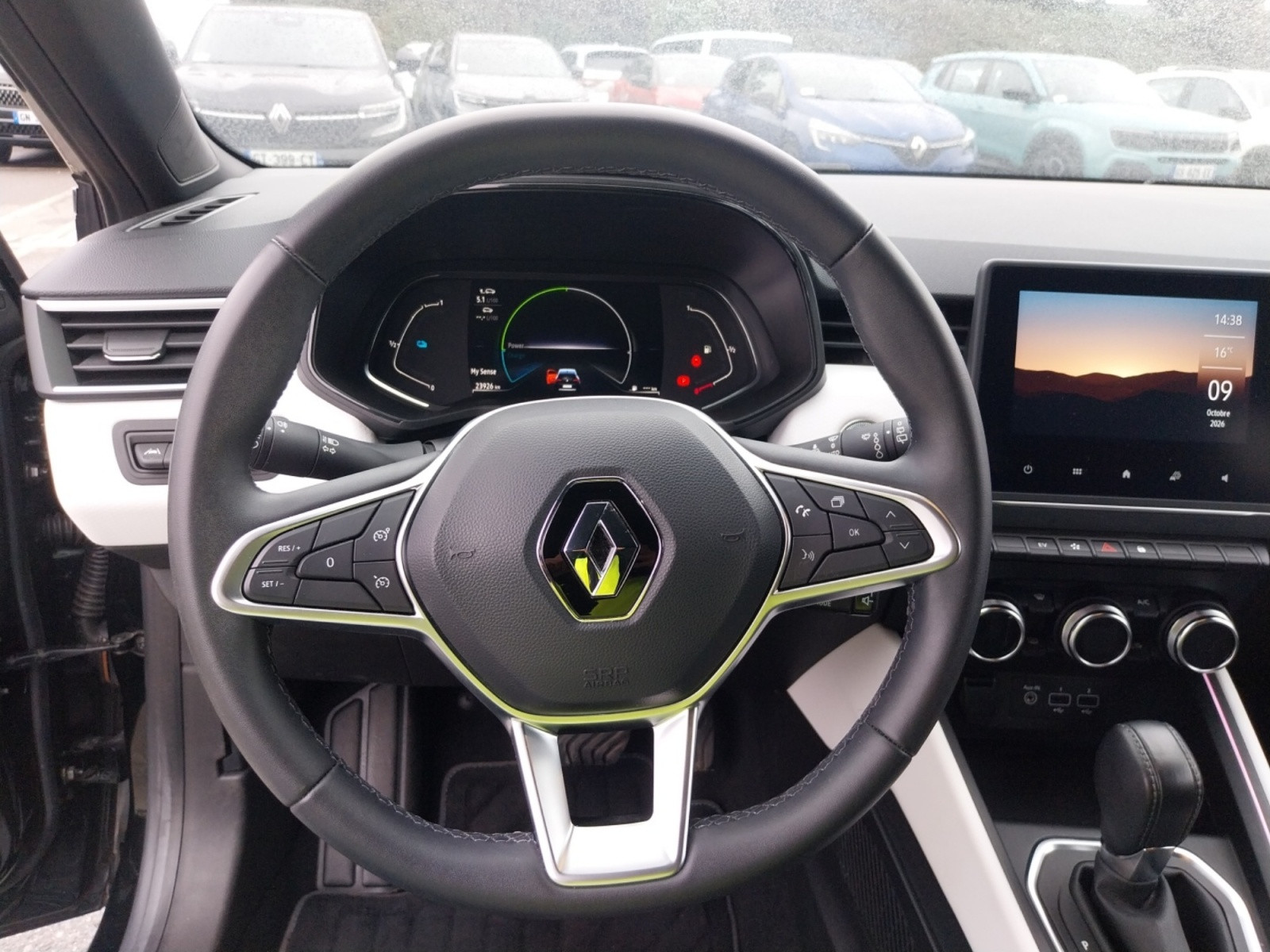 Vente en ligne Renault Clio 5 Clio E-Tech full hybrid 145 au prix de 18 490 €