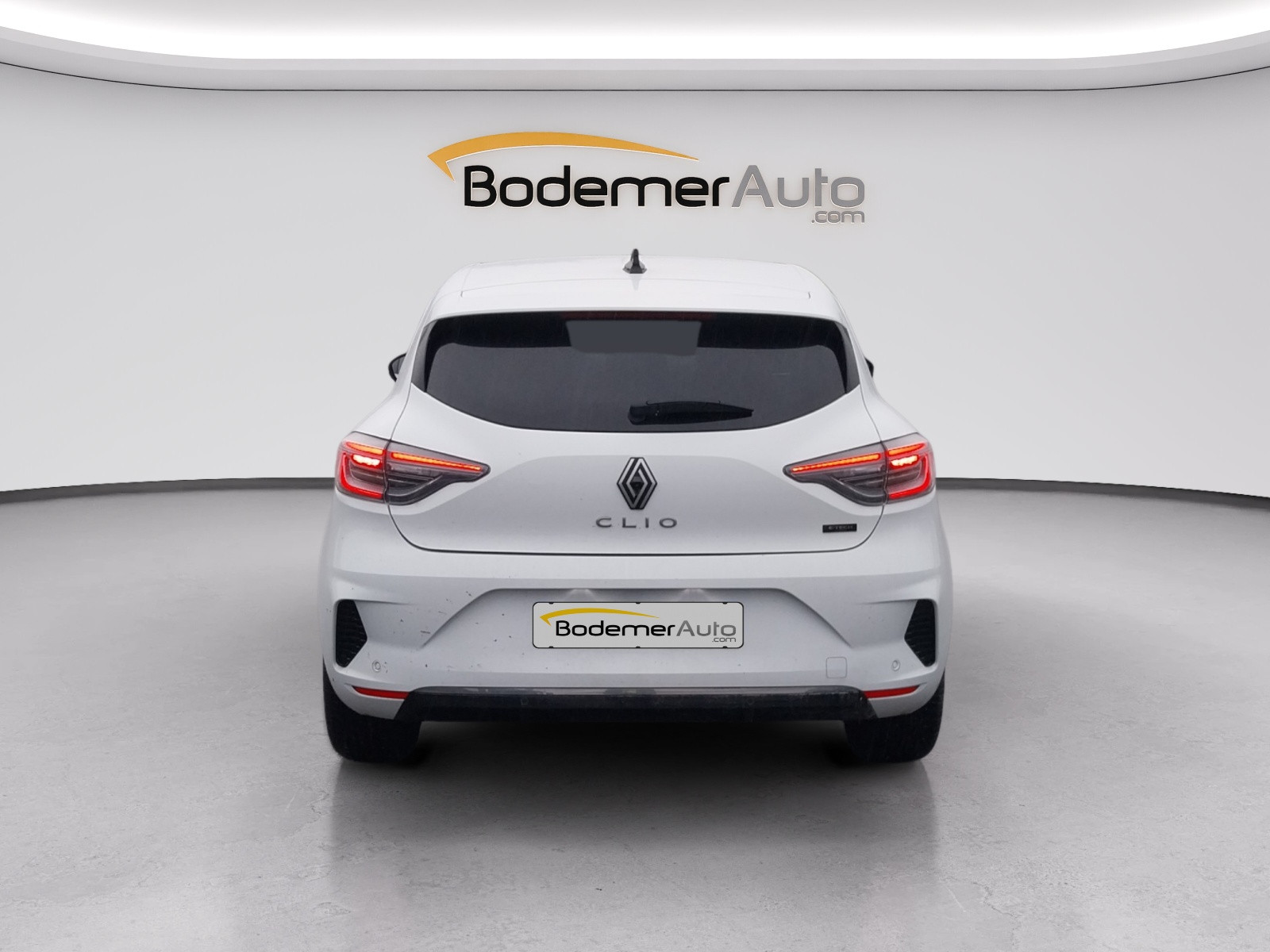 Vente en ligne Renault Clio 5 Clio E-Tech full hybrid 145 au prix de 19 490 €