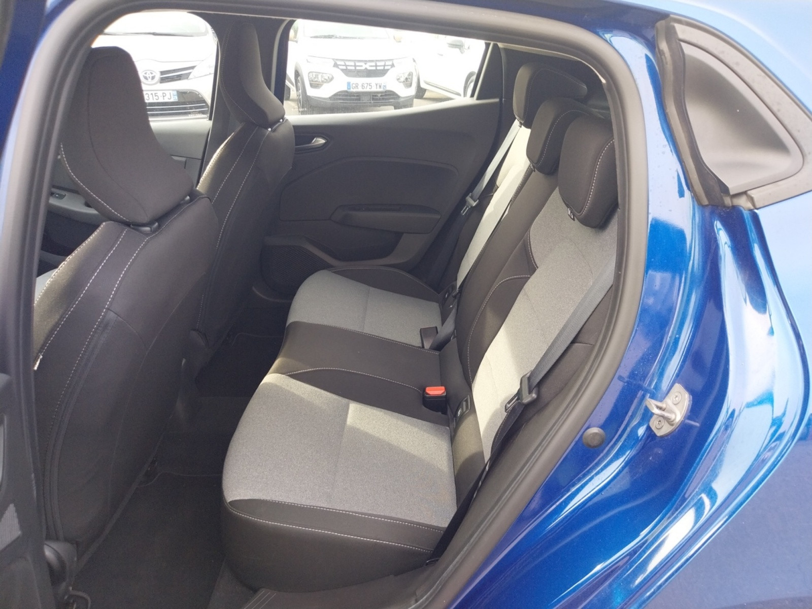 Vente en ligne Renault Clio 5 Clio TCe 90 au prix de 14 990 €