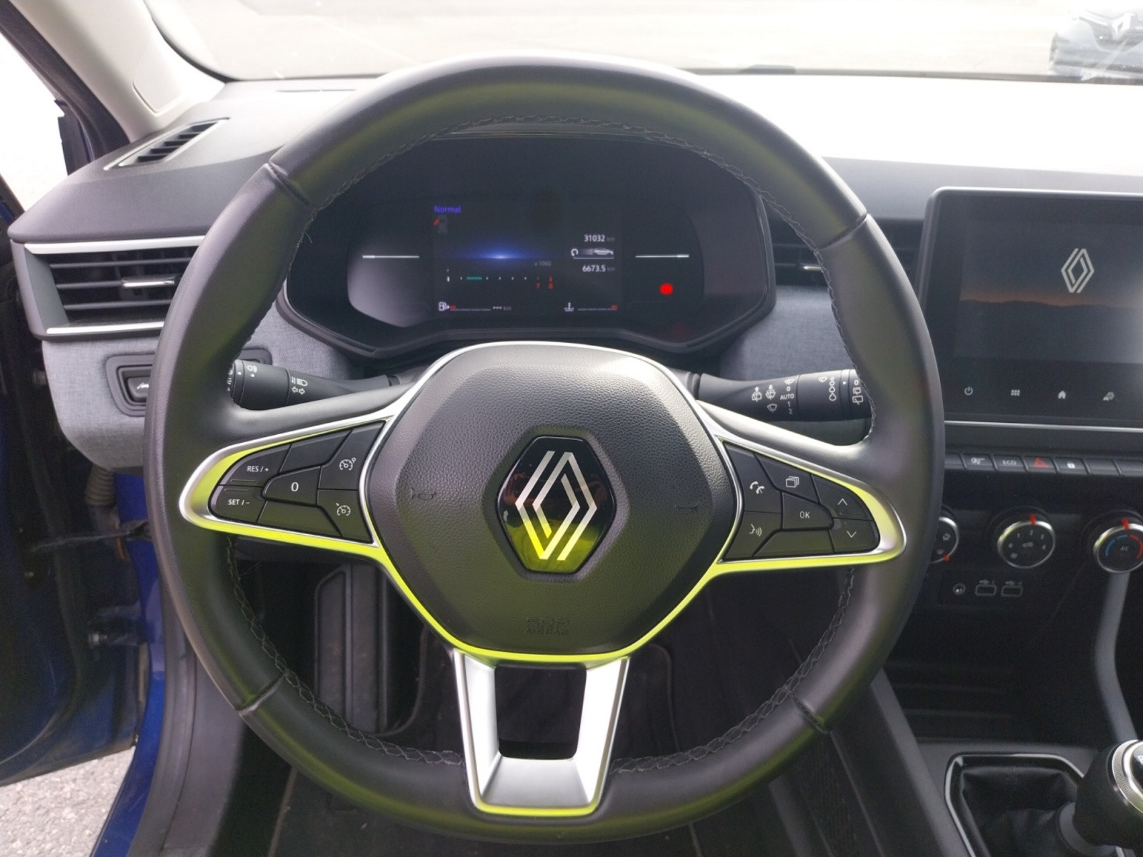 Vente en ligne Renault Clio 5 Clio TCe 90 au prix de 14 990 €