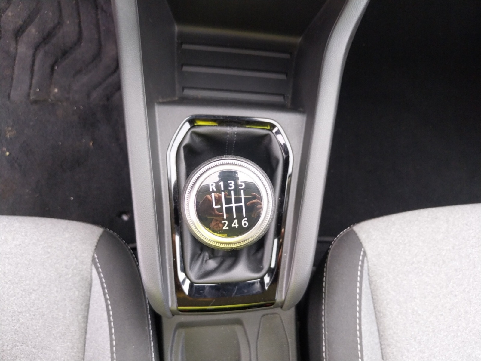 Vente en ligne Renault Clio 5 Clio TCe 90 au prix de 14 990 €