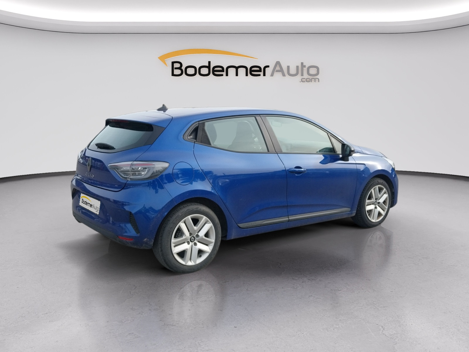 Vente en ligne Renault Clio 5 Clio TCe 90 au prix de 14 990 €
