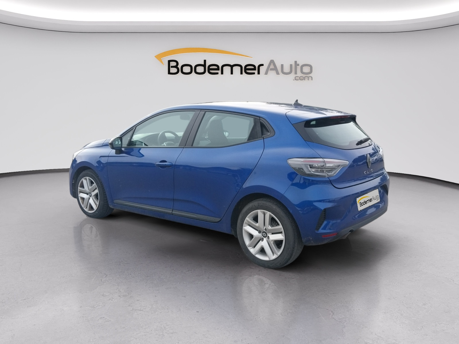 Vente en ligne Renault Clio 5 Clio TCe 90 au prix de 14 990 €