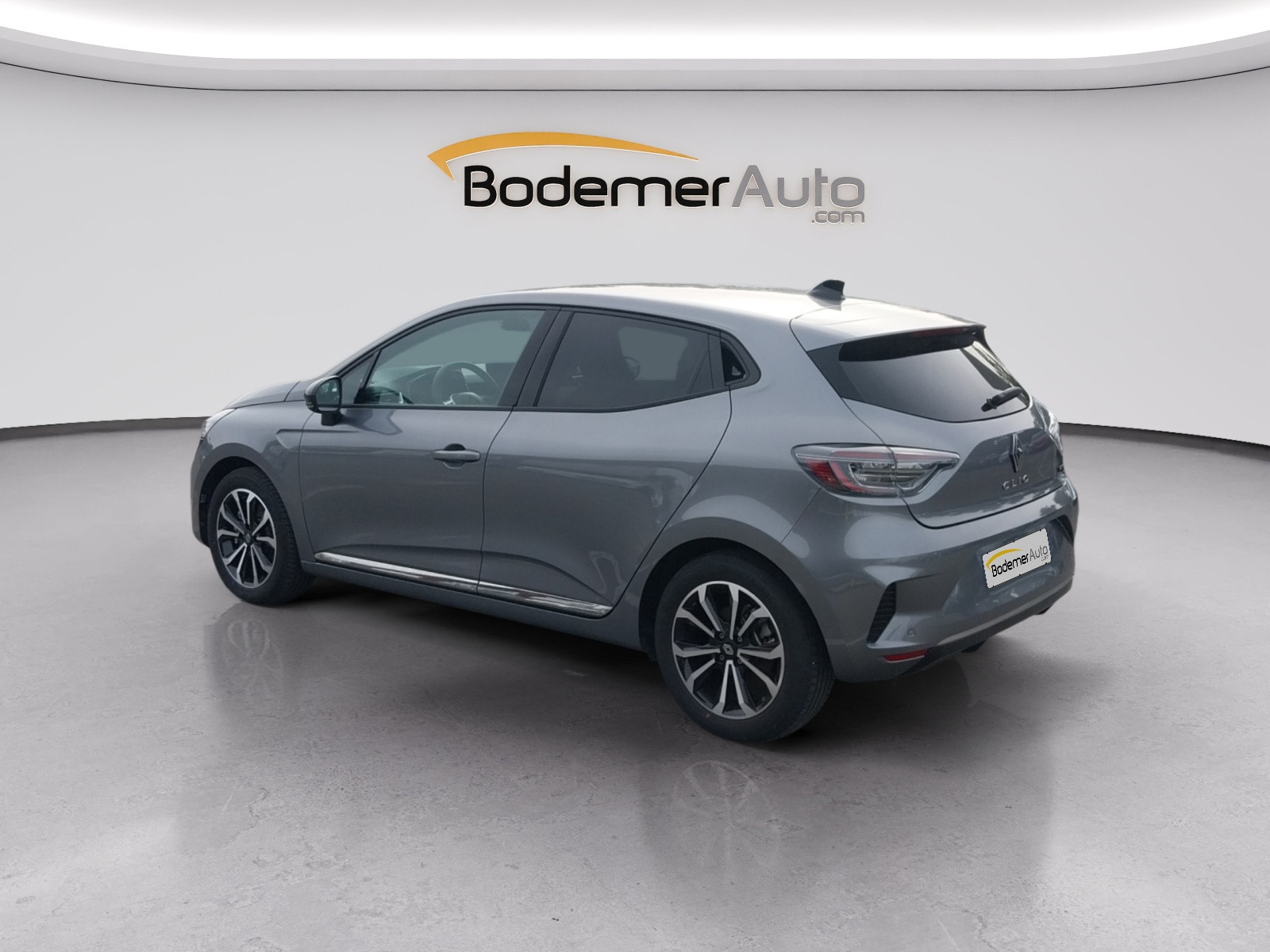 Vente en ligne Renault Clio 5 Clio E-Tech full hybrid 145 au prix de 19 490 €
