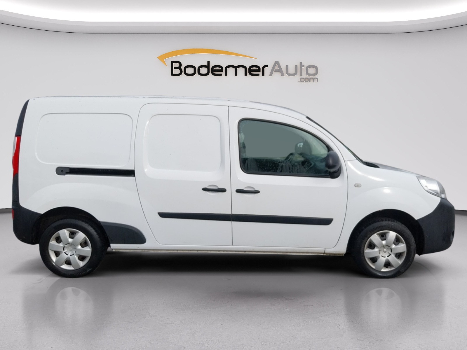 Vente en ligne Renault Kangoo Express  GRAND VOLUME MAXI 1.5 DCI 110 E6 au prix de 12 990 €