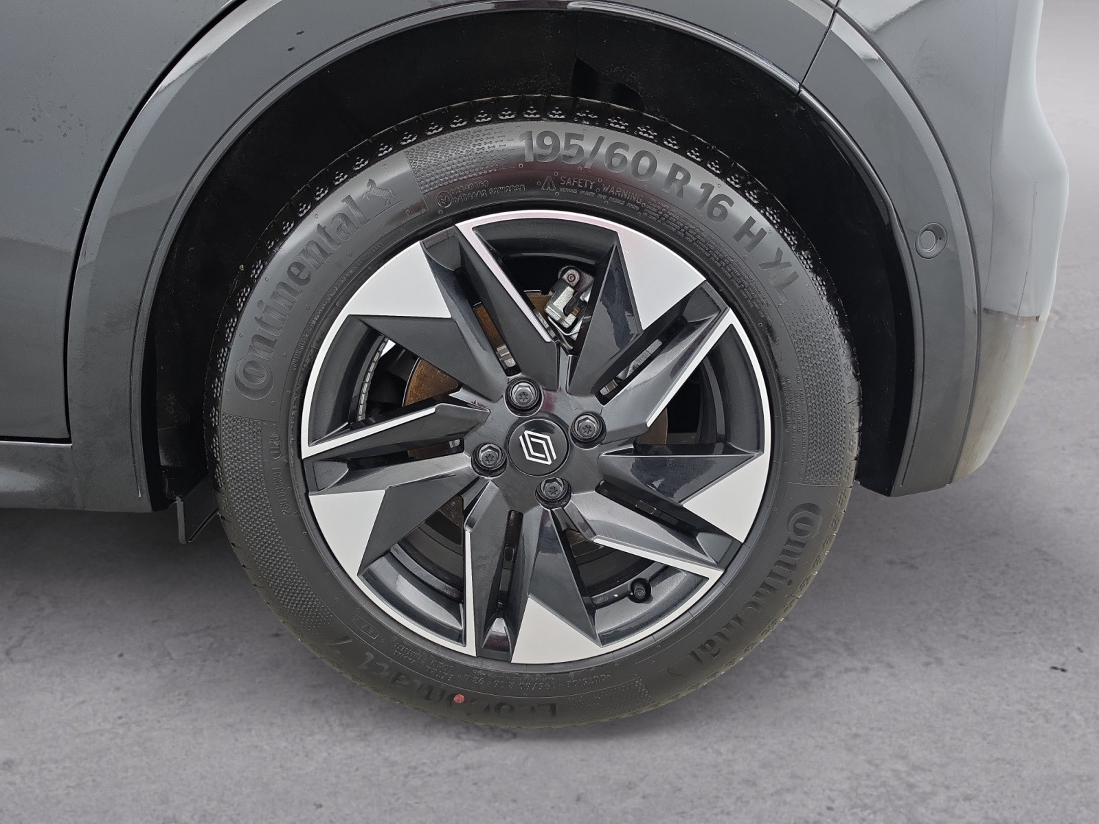Vente en ligne Renault Clio 6 Clio E-Tech full hybrid 160 ch au prix de 25 990 €