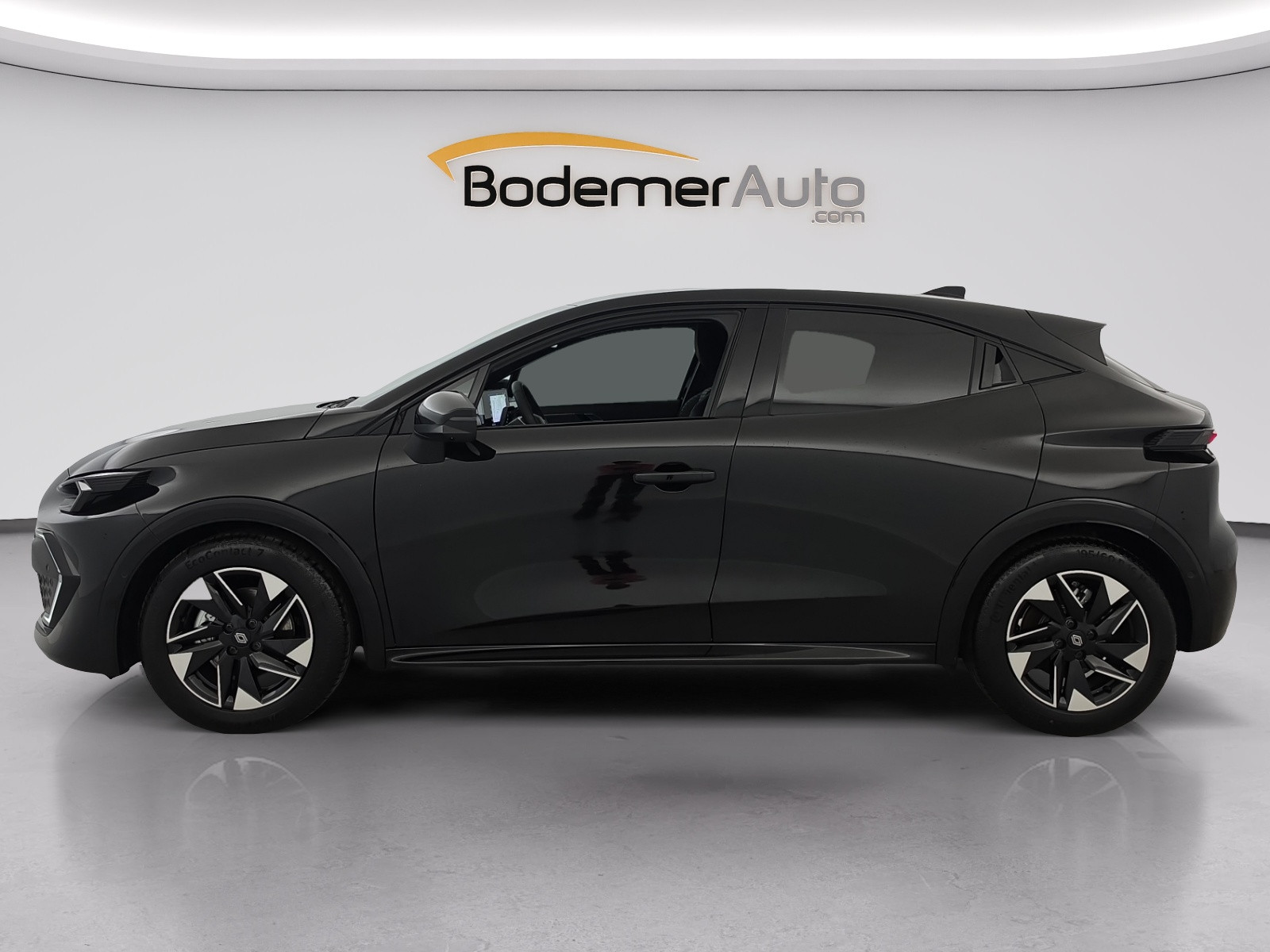 Vente en ligne Renault Clio 6 Clio E-Tech full hybrid 160 ch au prix de 25 990 €