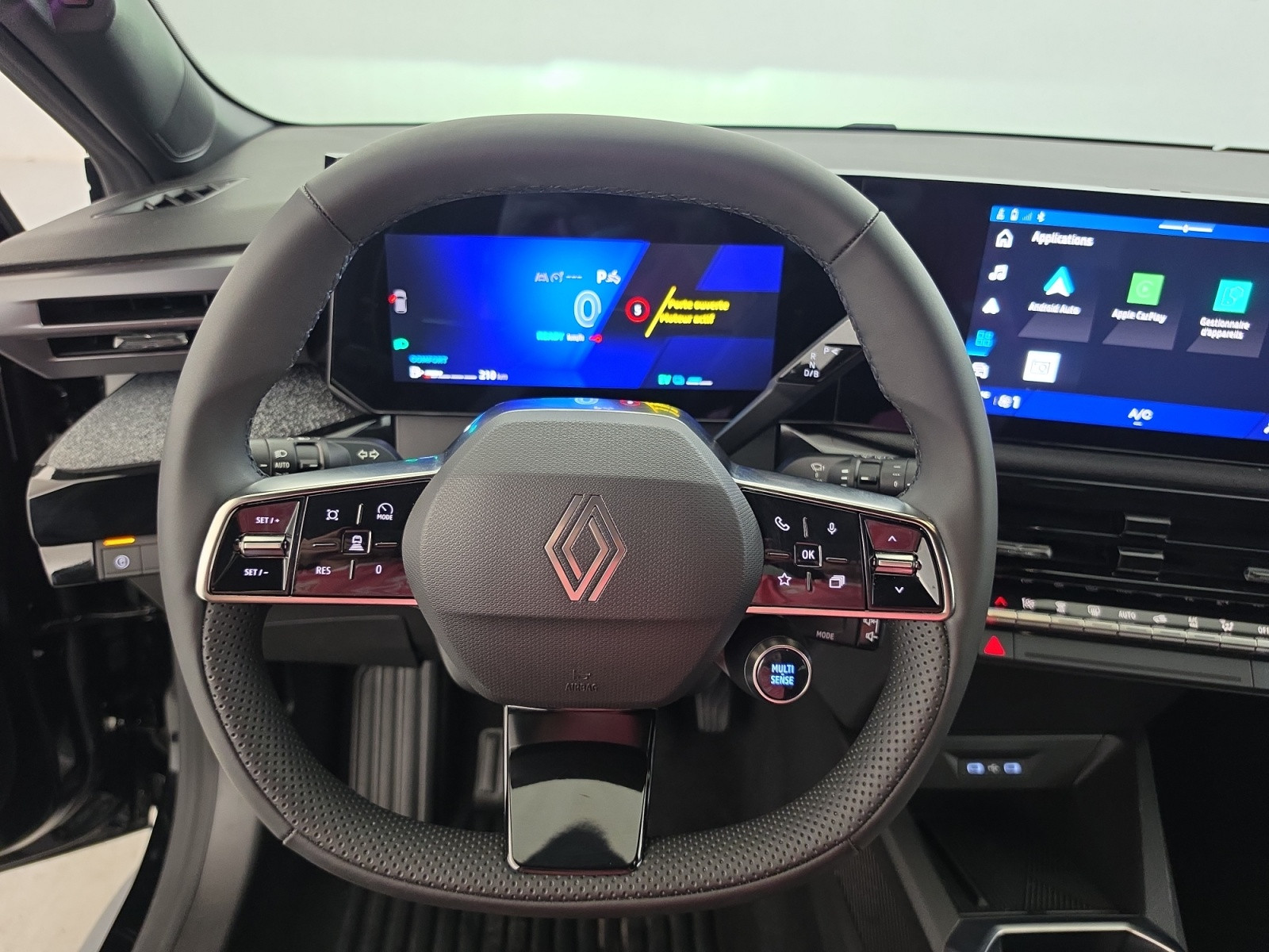 Vente en ligne Renault Clio 6 Clio E-Tech full hybrid 160 ch au prix de 25 990 €