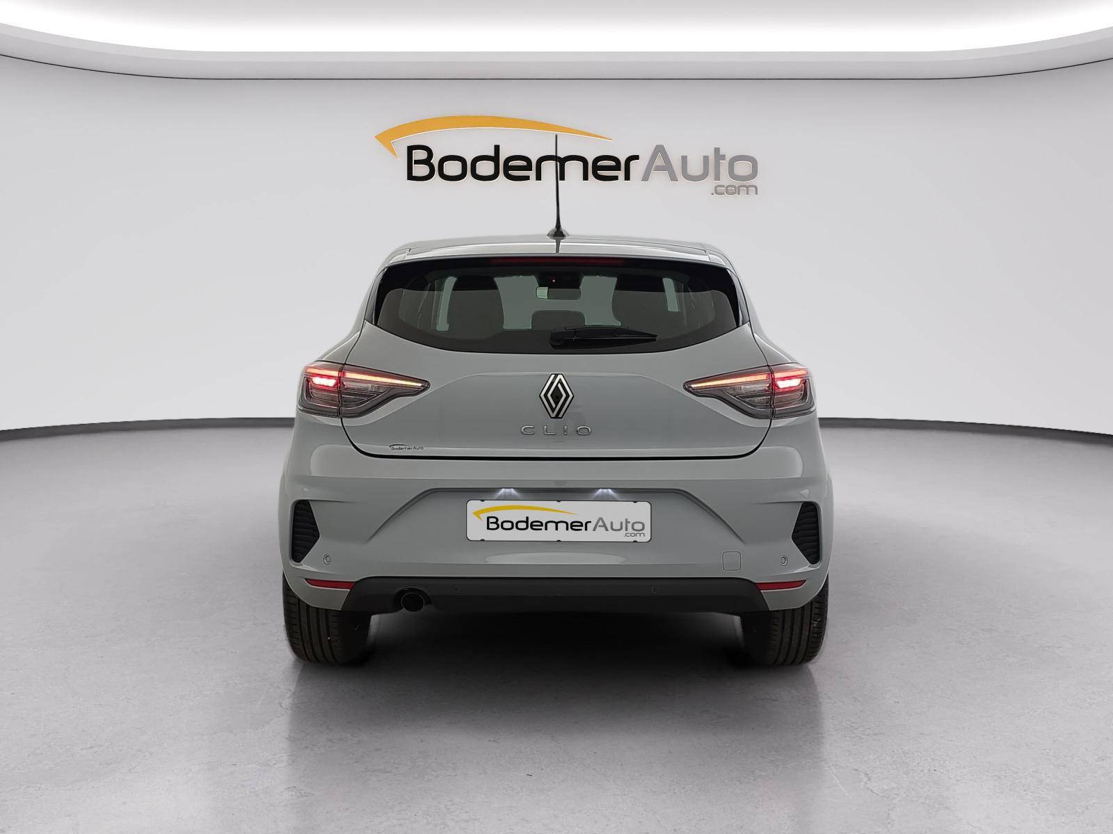 Vente en ligne Renault Clio 5 Clio Blue dCi 100 ch GSR2 au prix de 17 490 €