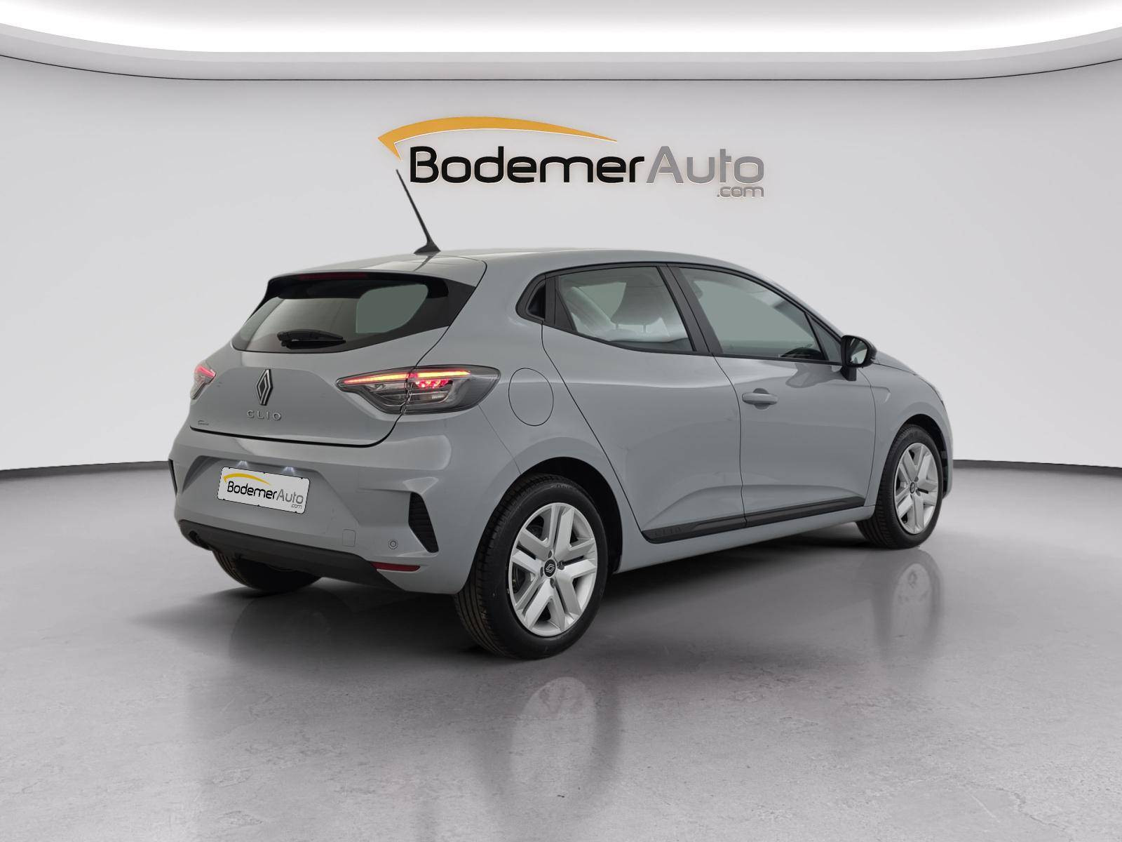 Vente en ligne Renault Clio 5 Clio Blue dCi 100 ch GSR2 au prix de 17 490 €