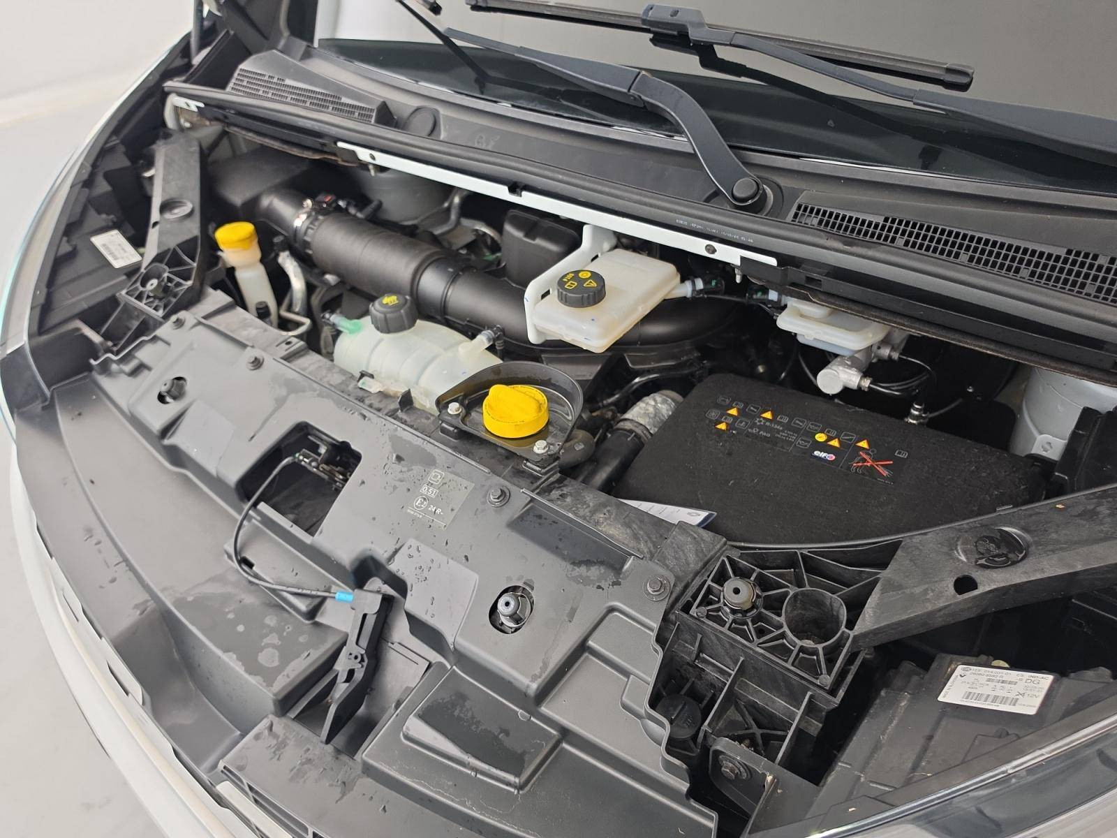 Vente en ligne Renault Trafic 3 Fourgon TRAFIC FGN L2H1 1300 KG DCI 120 au prix de 16 490 €