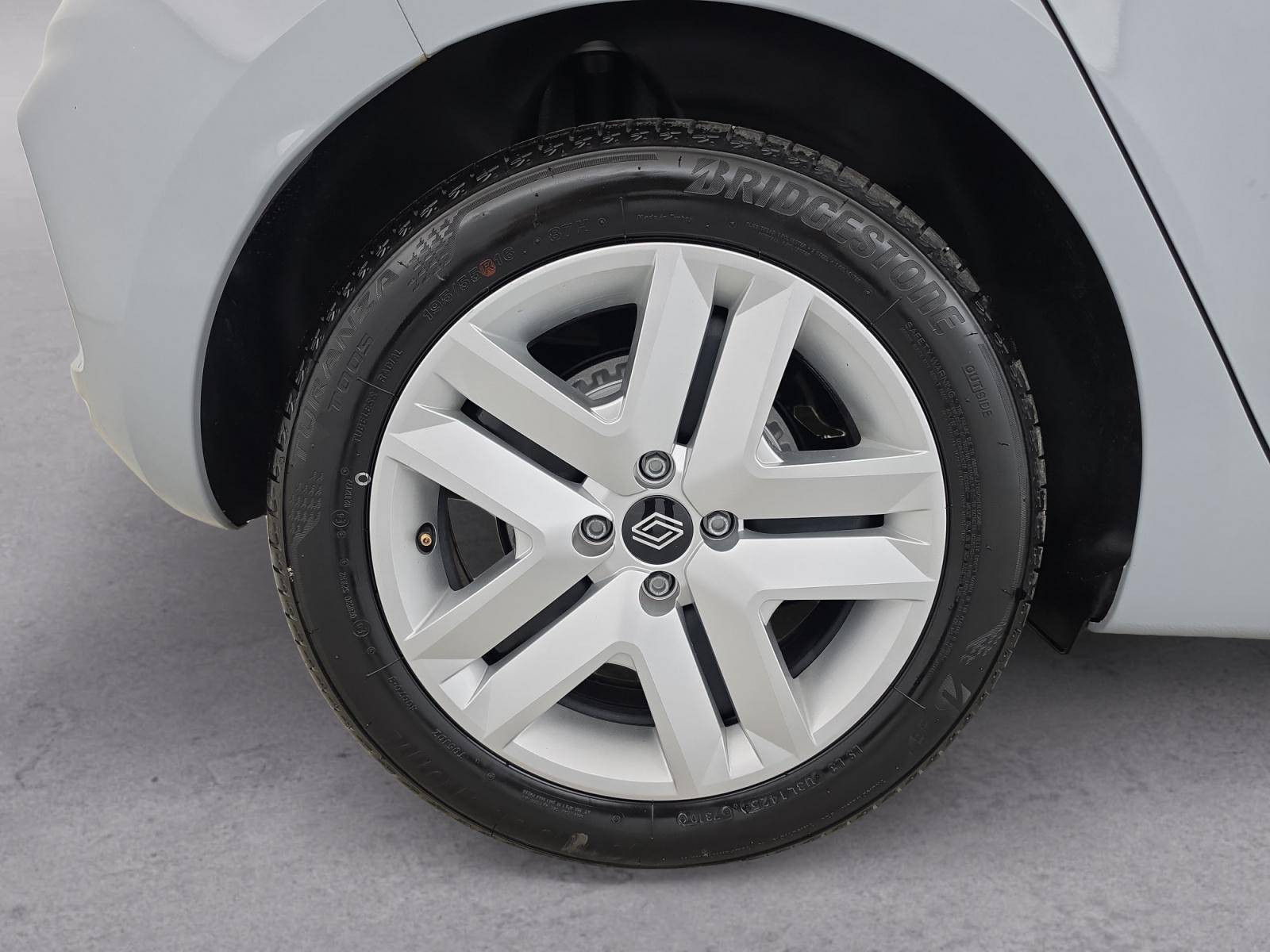 Vente en ligne Renault Clio 5 Clio Blue dCi 100 ch GSR2 au prix de 17 490 €