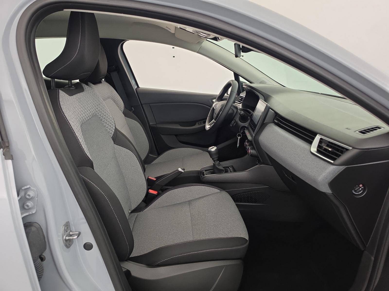 Vente en ligne Renault Clio 5 Clio Blue dCi 100 ch GSR2 au prix de 17 490 €