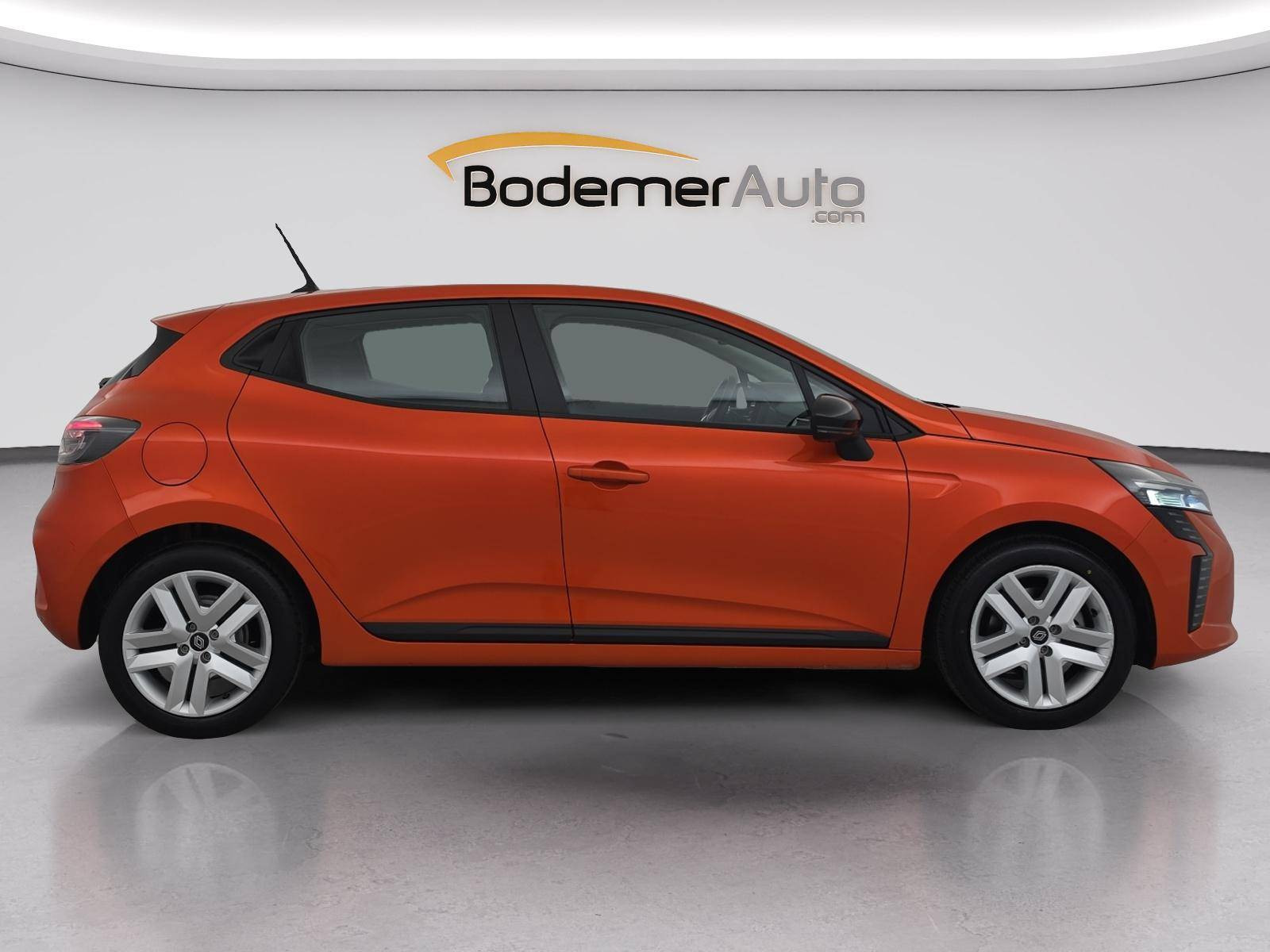 Vente en ligne Renault Clio 5 Clio E-Tech full hybrid 145 au prix de 16 290 €
