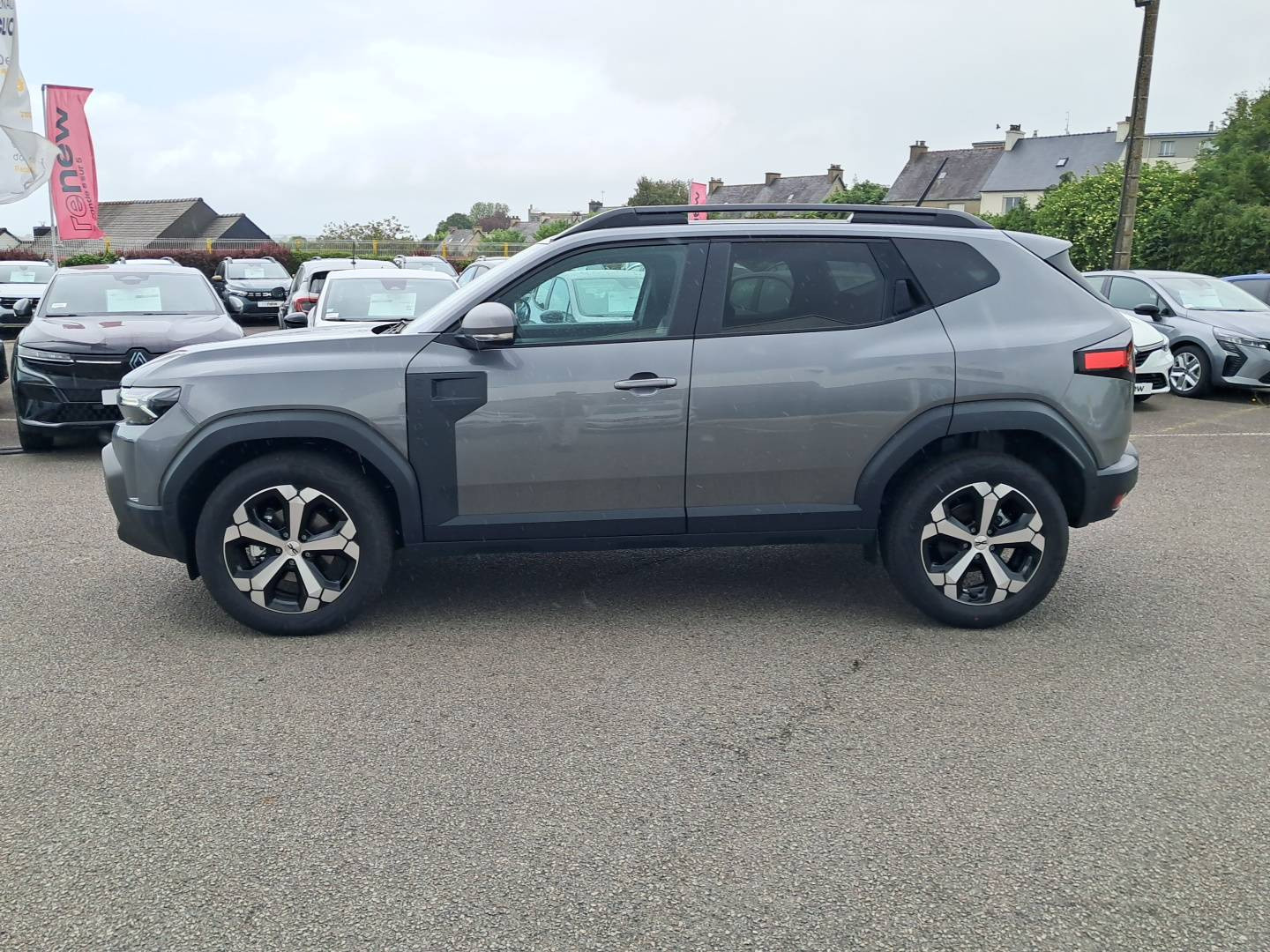 Vente en ligne Dacia Duster  Hybrid 155 au prix de 29 690 €
