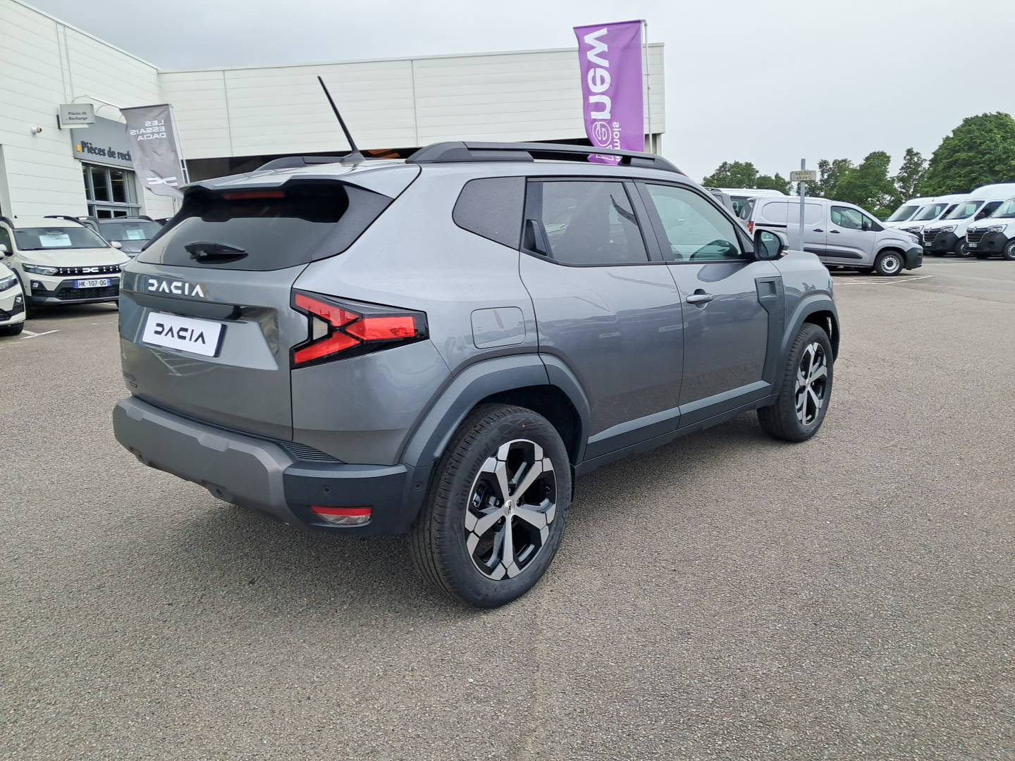 Vente en ligne Dacia Duster  Hybrid 155 au prix de 29 690 €