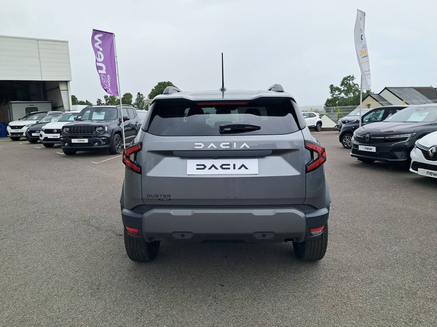 Vente en ligne Dacia Duster  Hybrid 155 au prix de 29 690 €