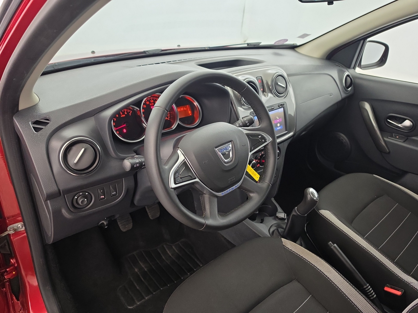 Vente en ligne Dacia Sandero  TCe 90 au prix de 8 990 €