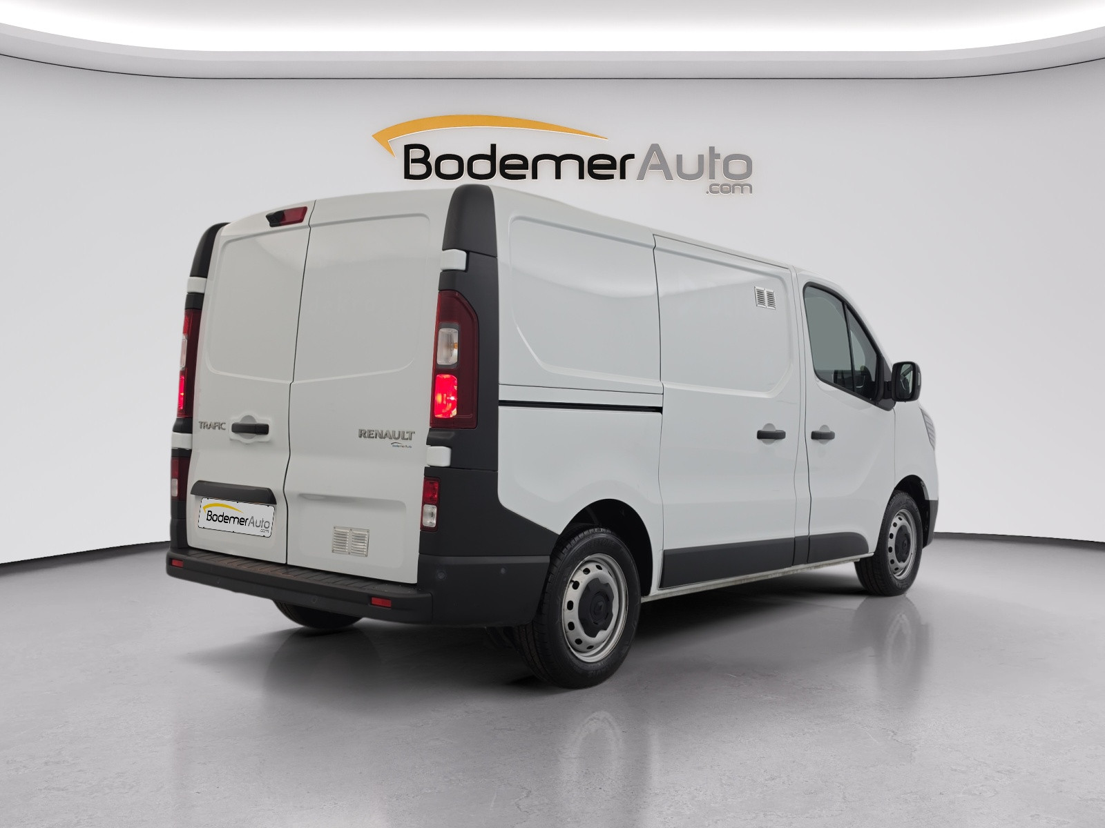 Vente en ligne Renault Trafic 3 Fourgon TRAFIC FGN L1H1 2800 KG BLUE DCI 130 au prix de 20 690 €