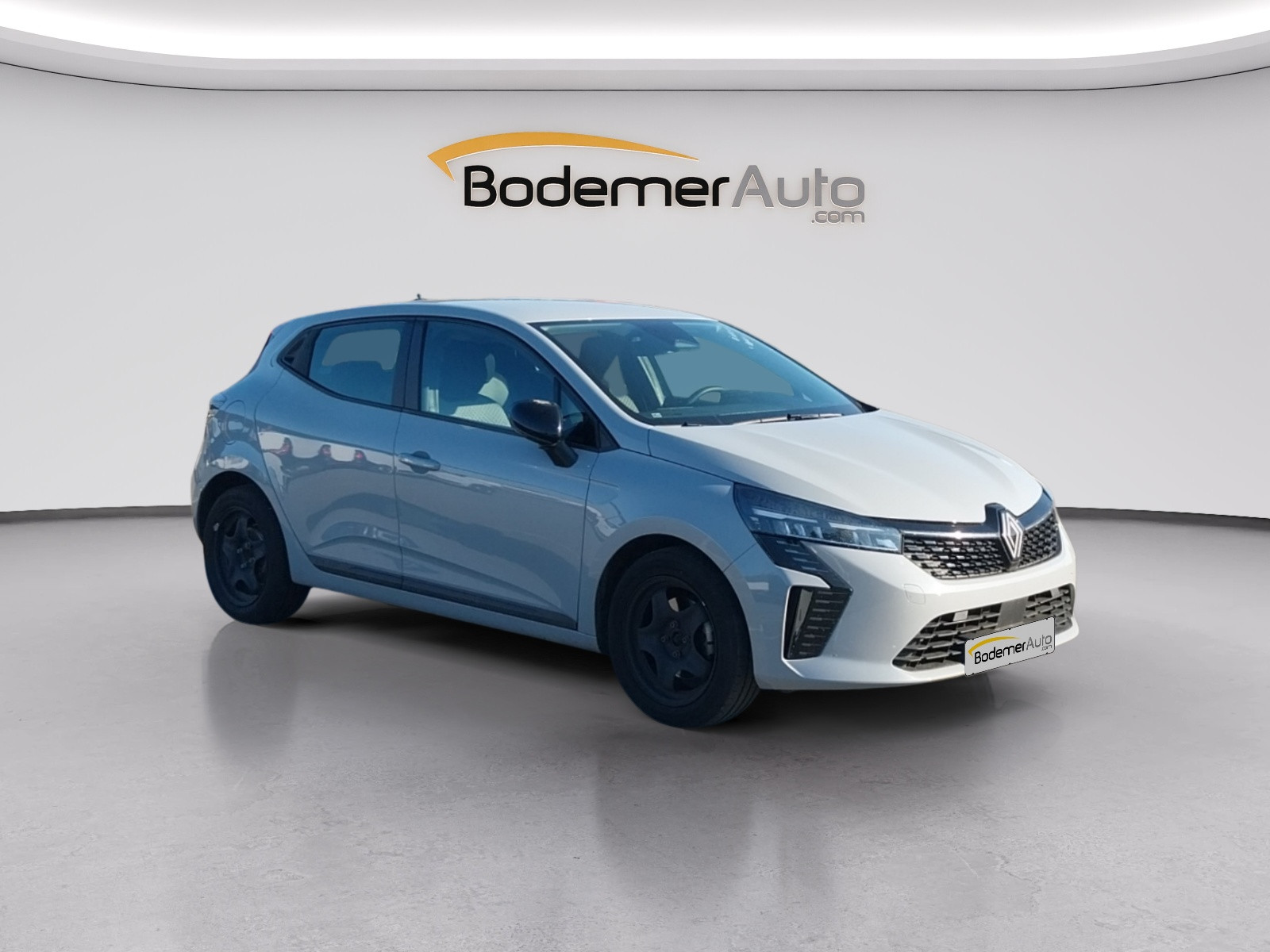 Vente en ligne Renault Clio 5 Clio dCi 100 au prix de 15 990 €