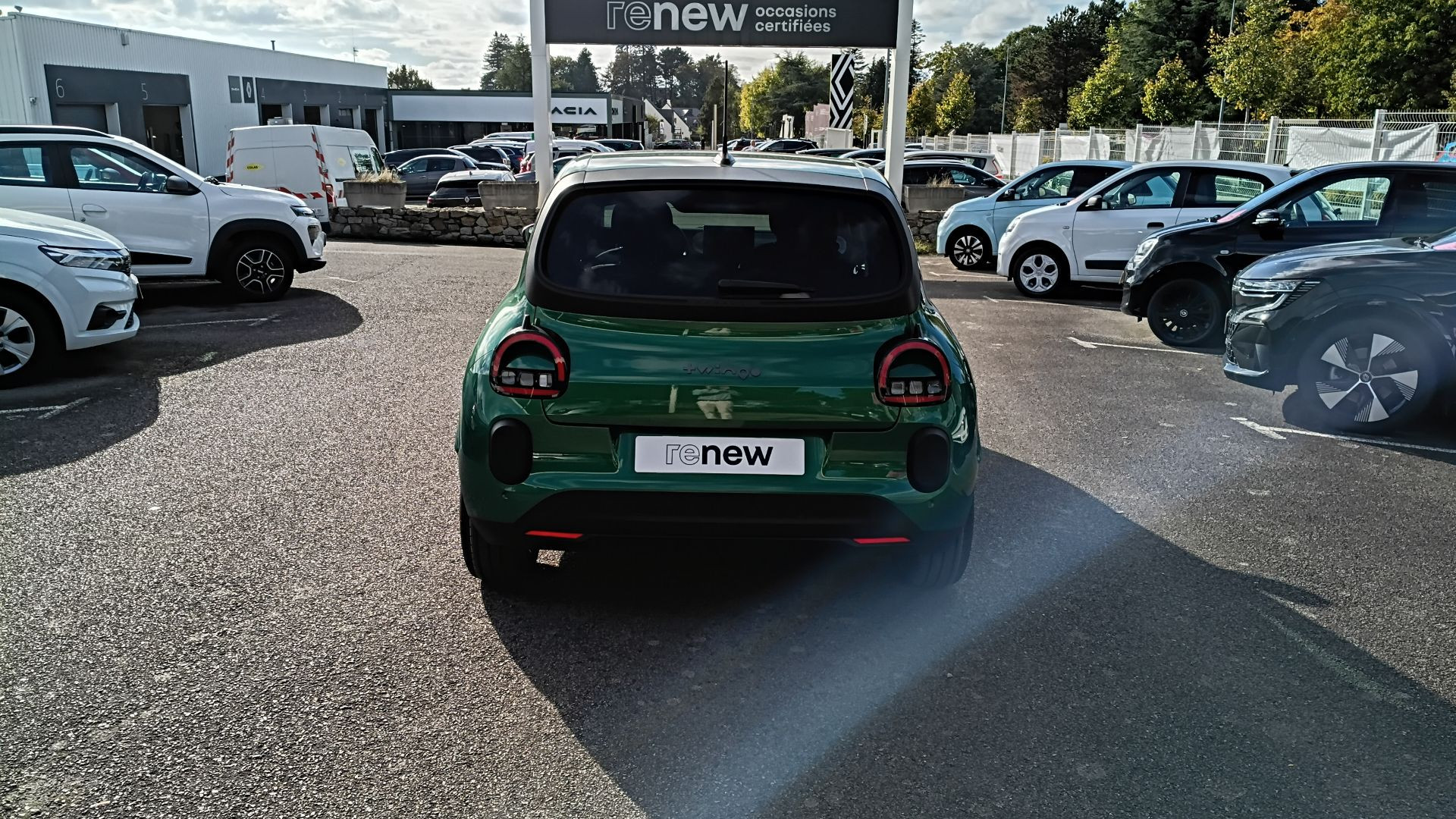 Vente en ligne Renault Twingo Electrique  80 ch autonomie urbaine au prix de 19 490 €