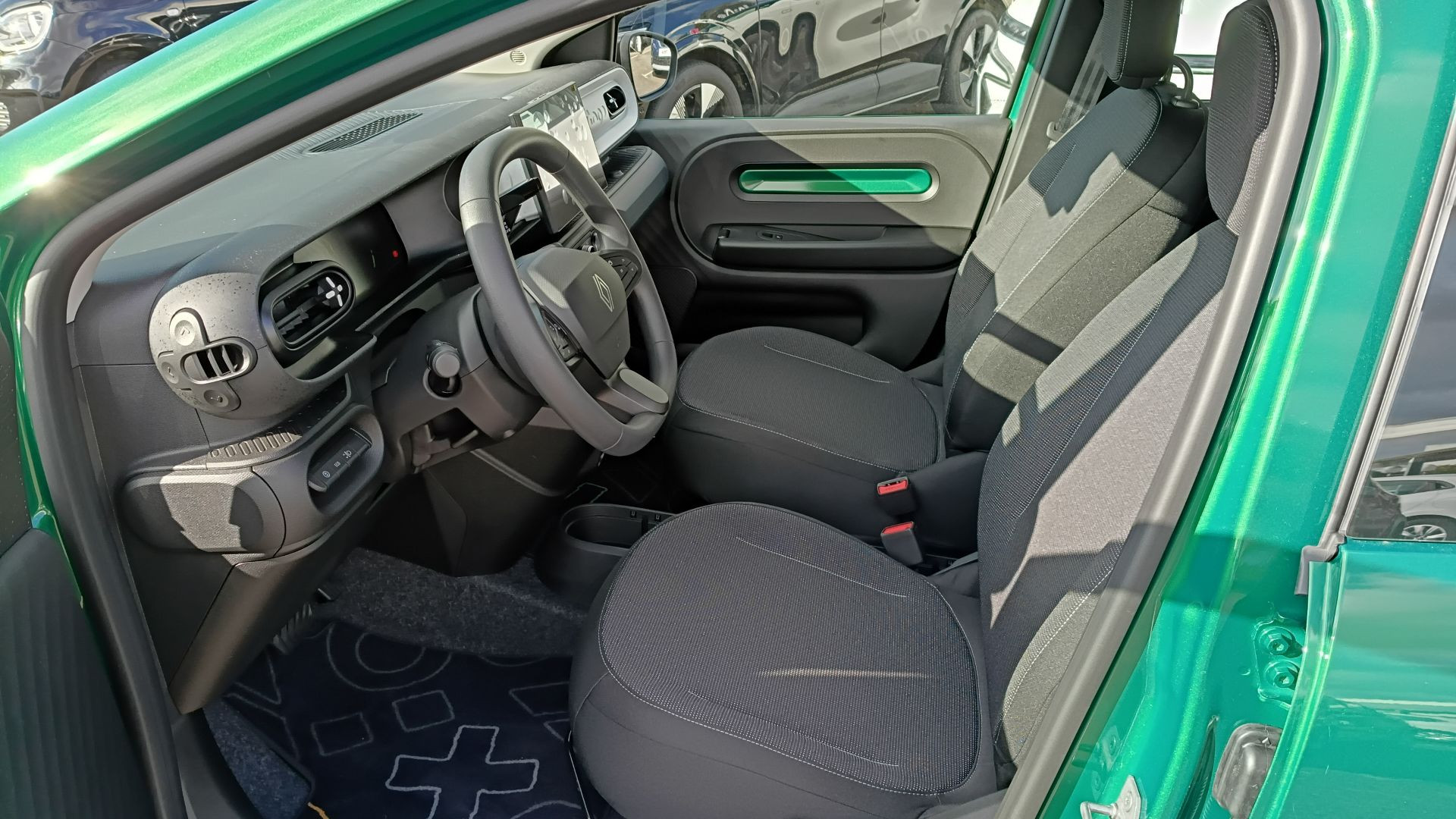 Vente en ligne Renault Twingo Electrique  80 ch autonomie urbaine au prix de 19 490 €