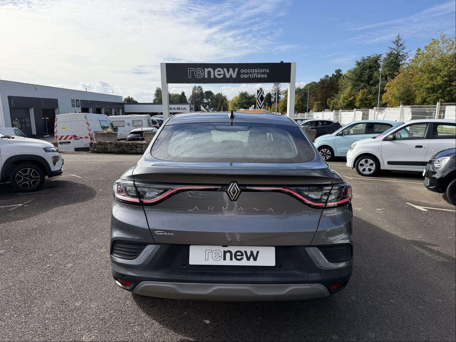Vente en ligne Renault Arkana  TCe 140 EDC - 23 au prix de 18 490 €