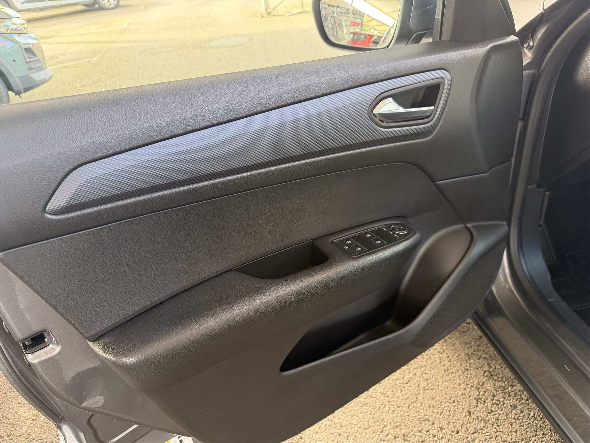 Vente en ligne Renault Arkana  TCe 140 EDC - 23 au prix de 18 490 €