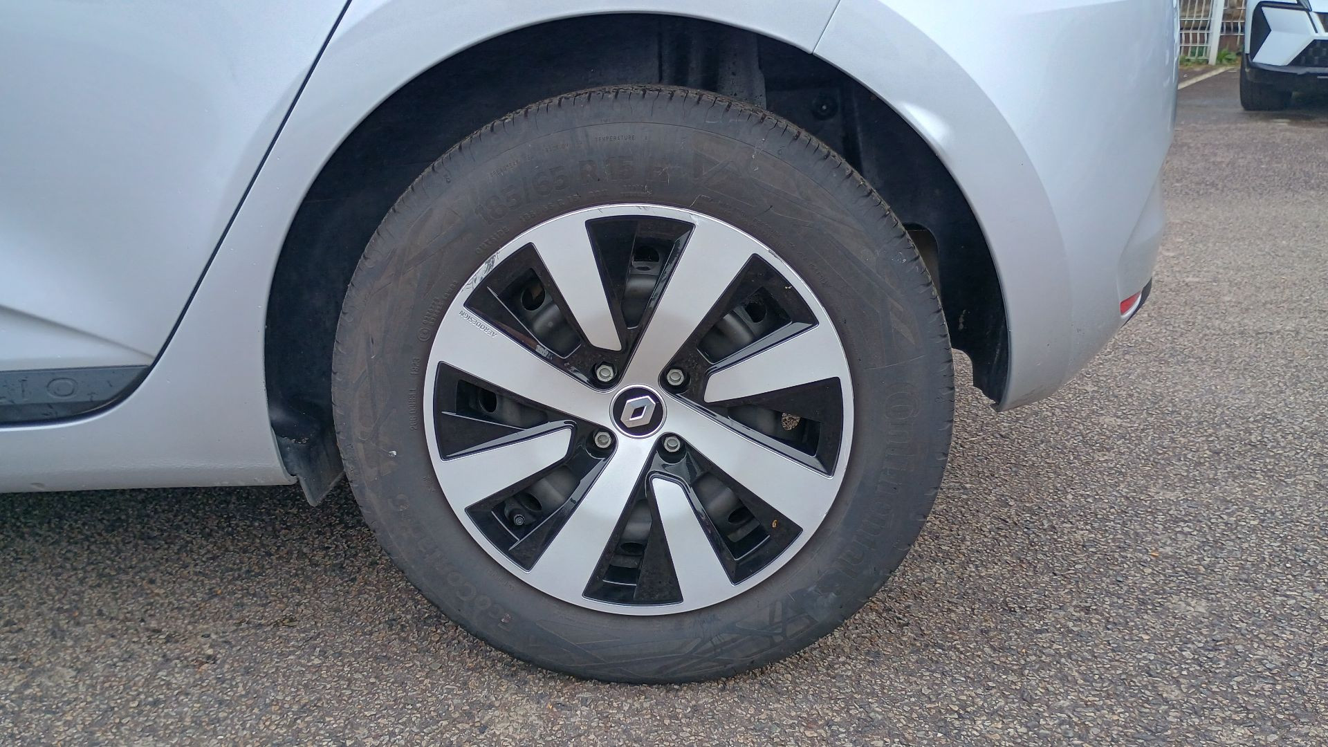 Vente en ligne Renault Clio 5 Clio TCe 90 au prix de 14 490 €
