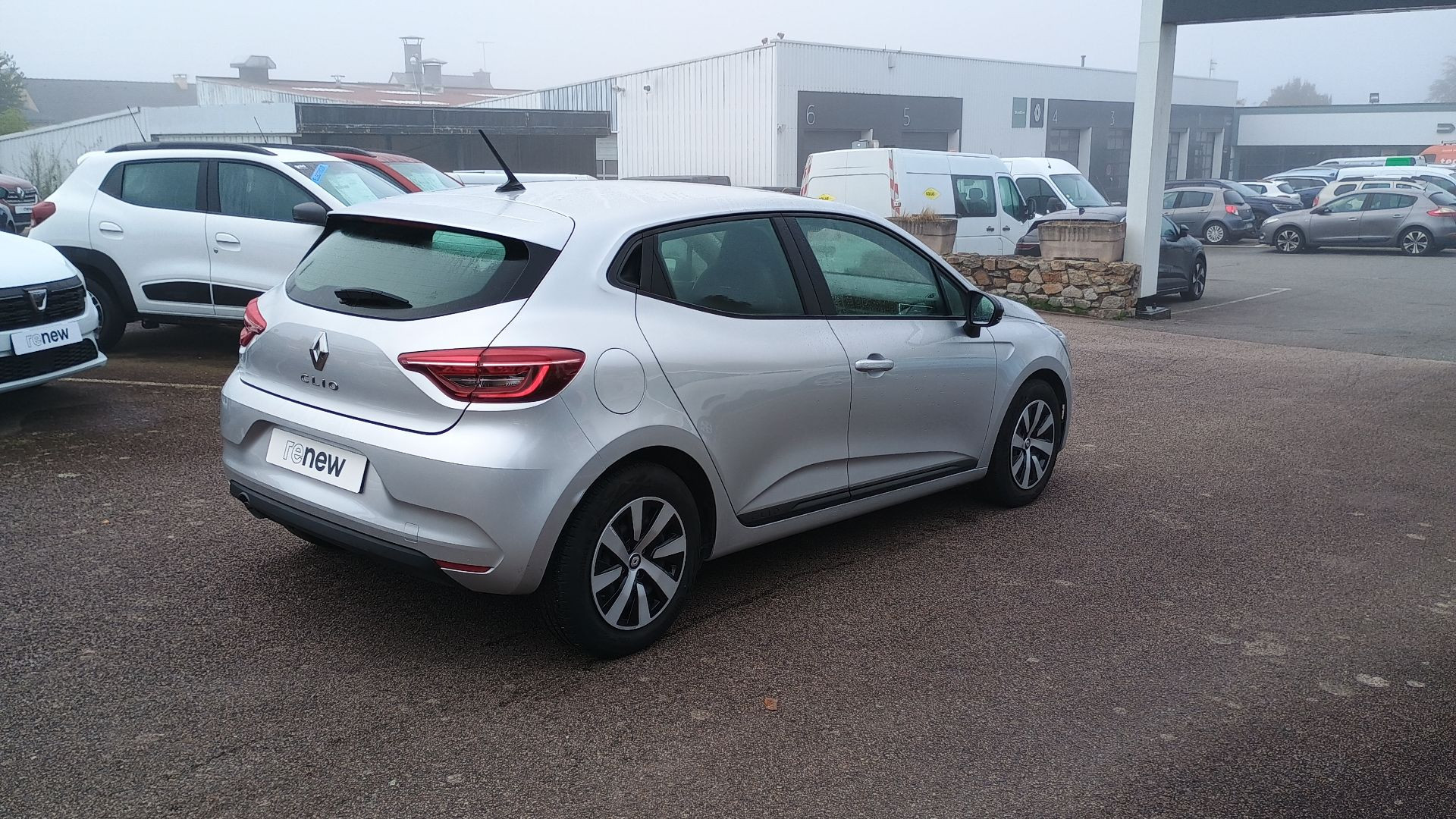 Vente en ligne Renault Clio 5 Clio TCe 90 au prix de 14 490 €